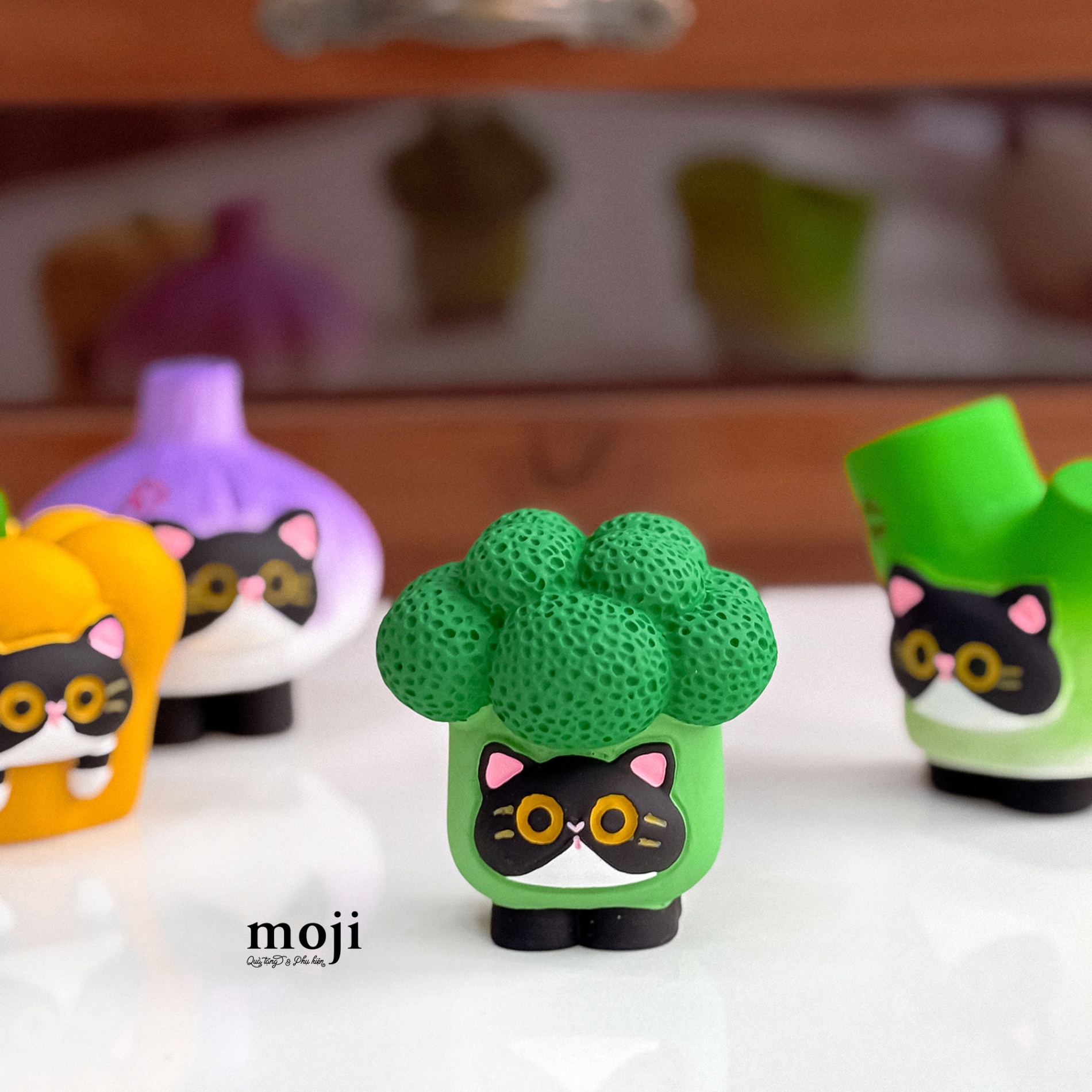 Tượng trưng bày trang trí Cat copslay vegetable súp lơ 5x5