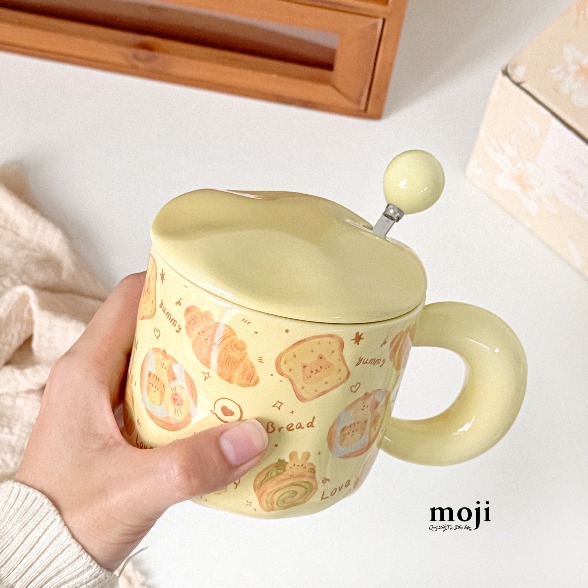 Ly cốc sứ Cute animal bread painting kèm hộp 400ml