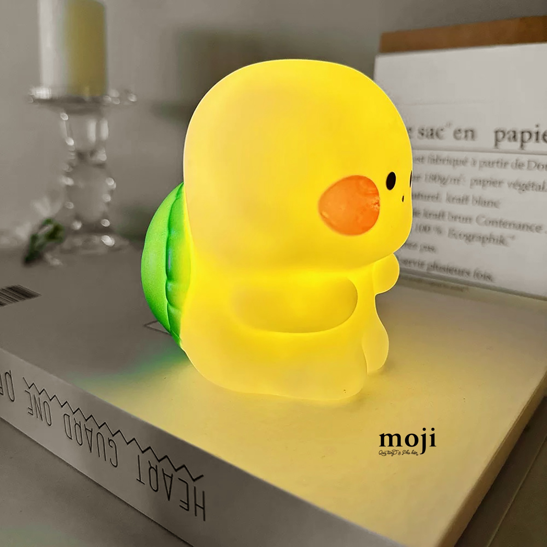 Đèn ngủ led Cute turtle chú rùa má hồng ngồi dùng pin 8x8x9