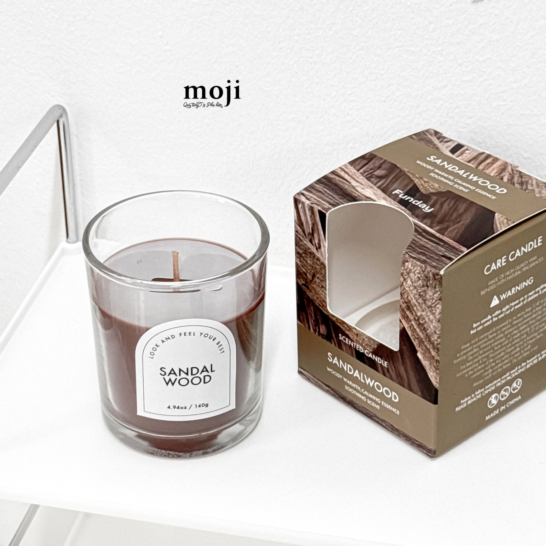 Nến thơm hũ Look and feel your best with sandalwood 150g
