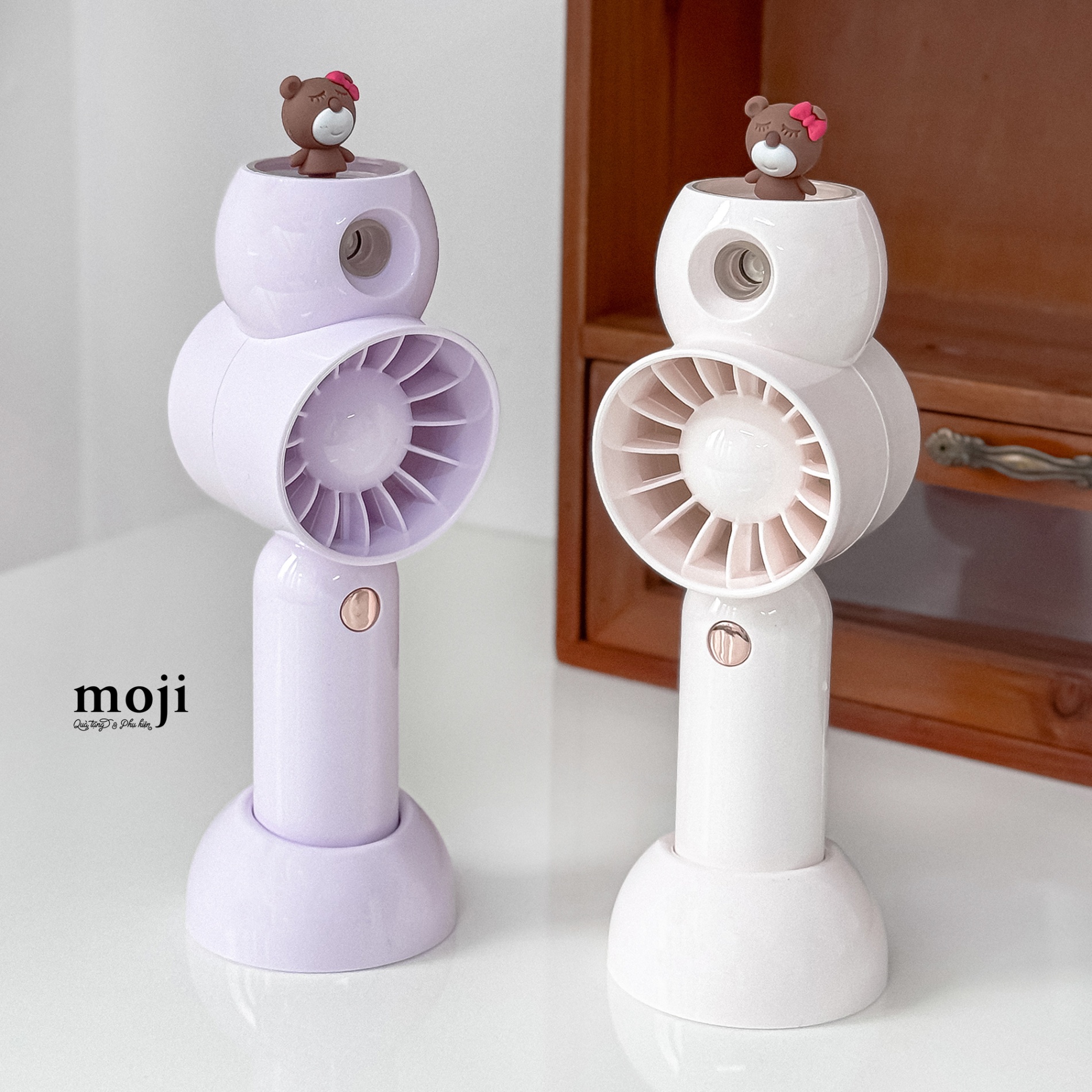 Quạt USB cầm tay sạc tích điện phun sương Baby bear đeo nơ