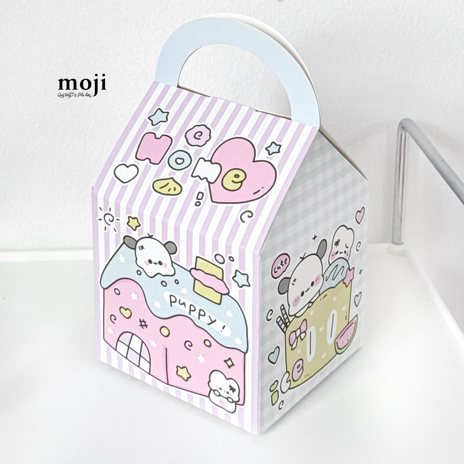 Hộp quà giấy gấp Sanrio family Pochacco home 8x8x16