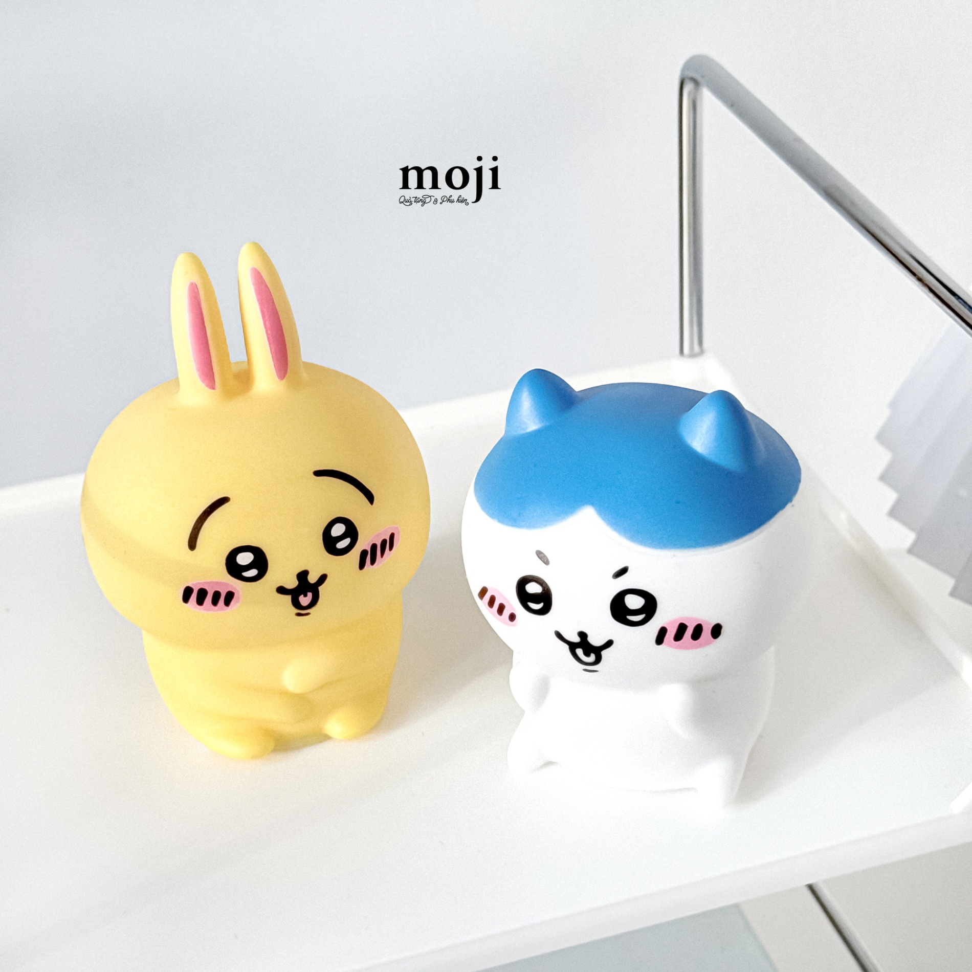 Đèn ngủ led Chiikawa happy má hồng có tai dùng pin 6x7
