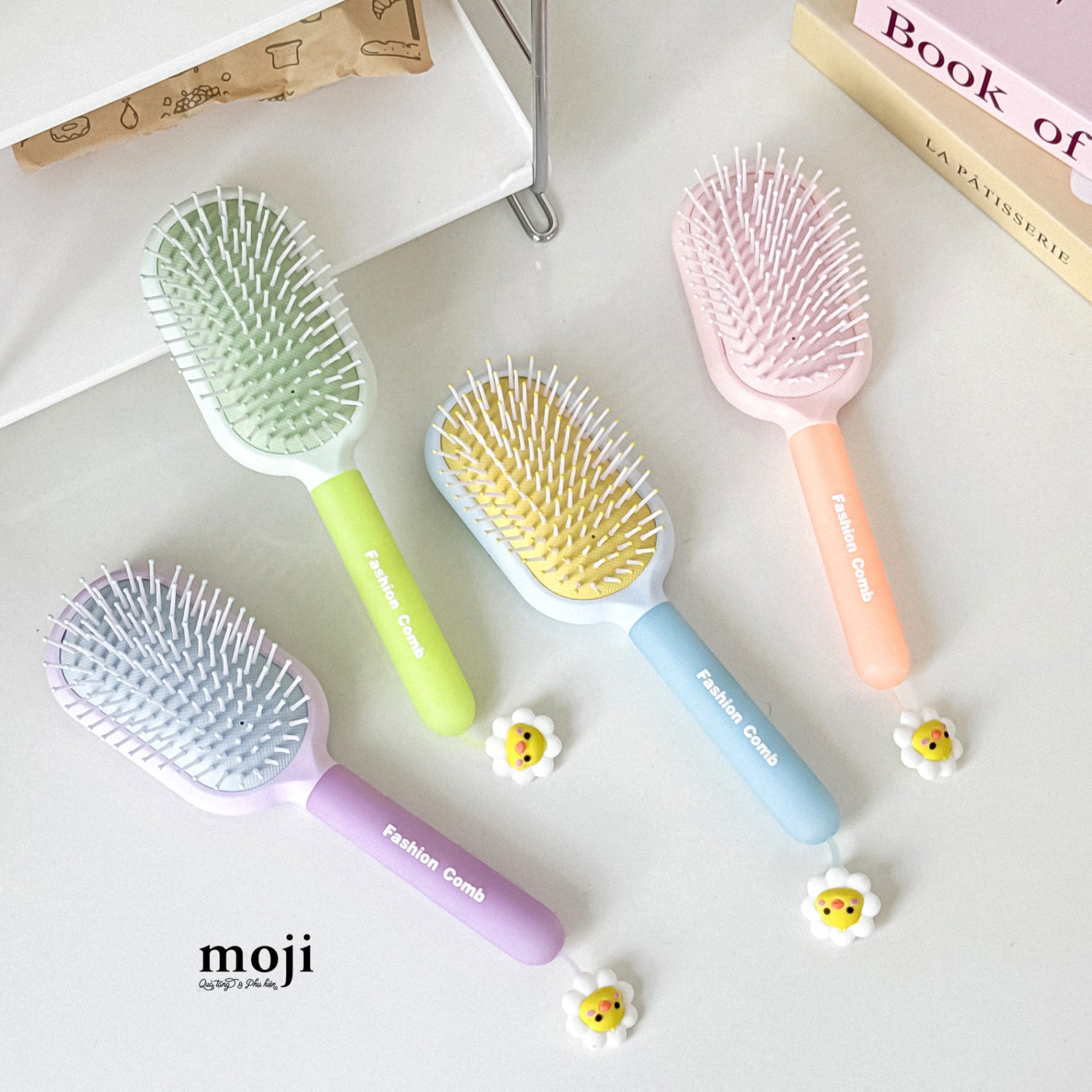 Lược đệm mát xa Cute chick flower face má hồng
