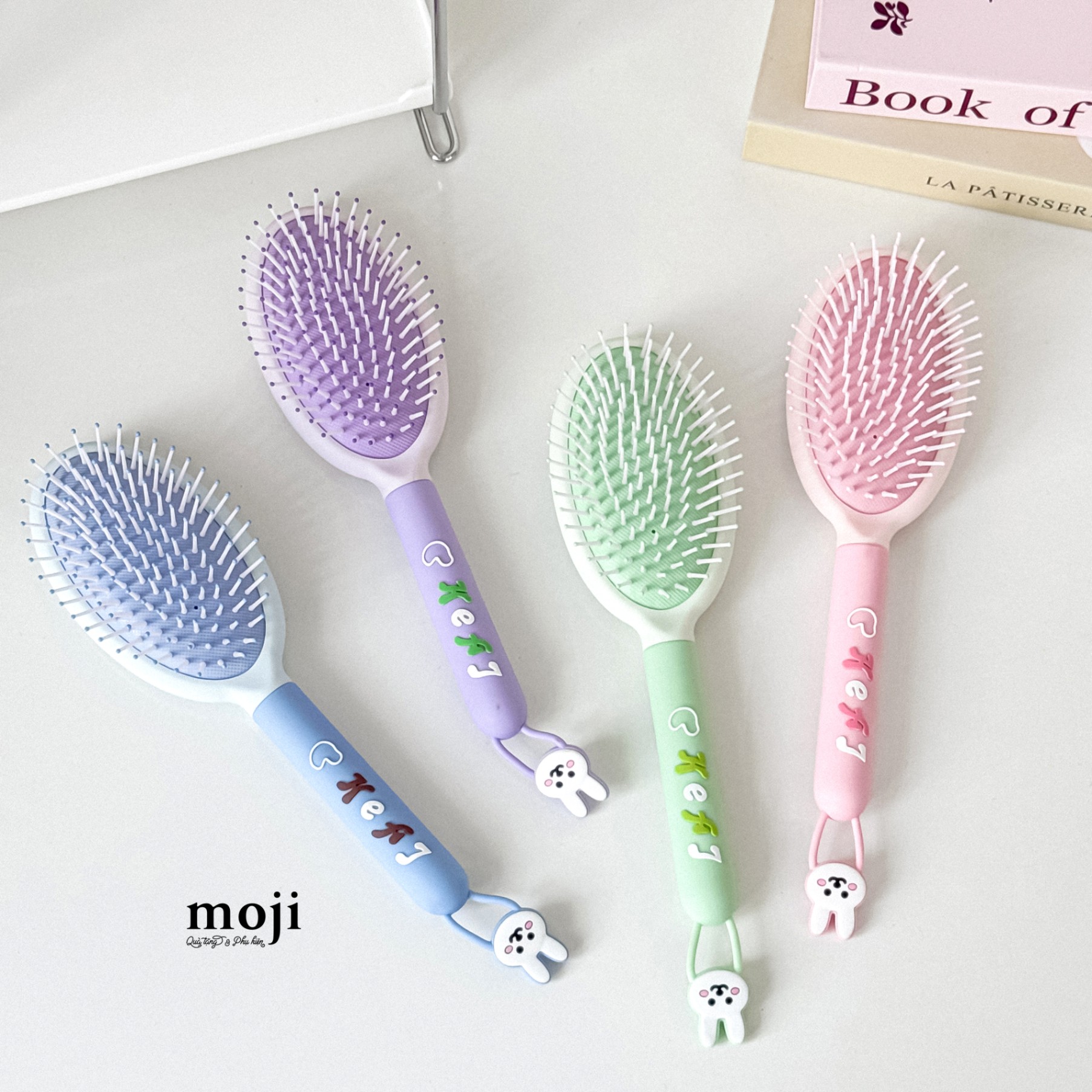 Lược đệm mát xa Rabbit face má hồng khinh khí cầu