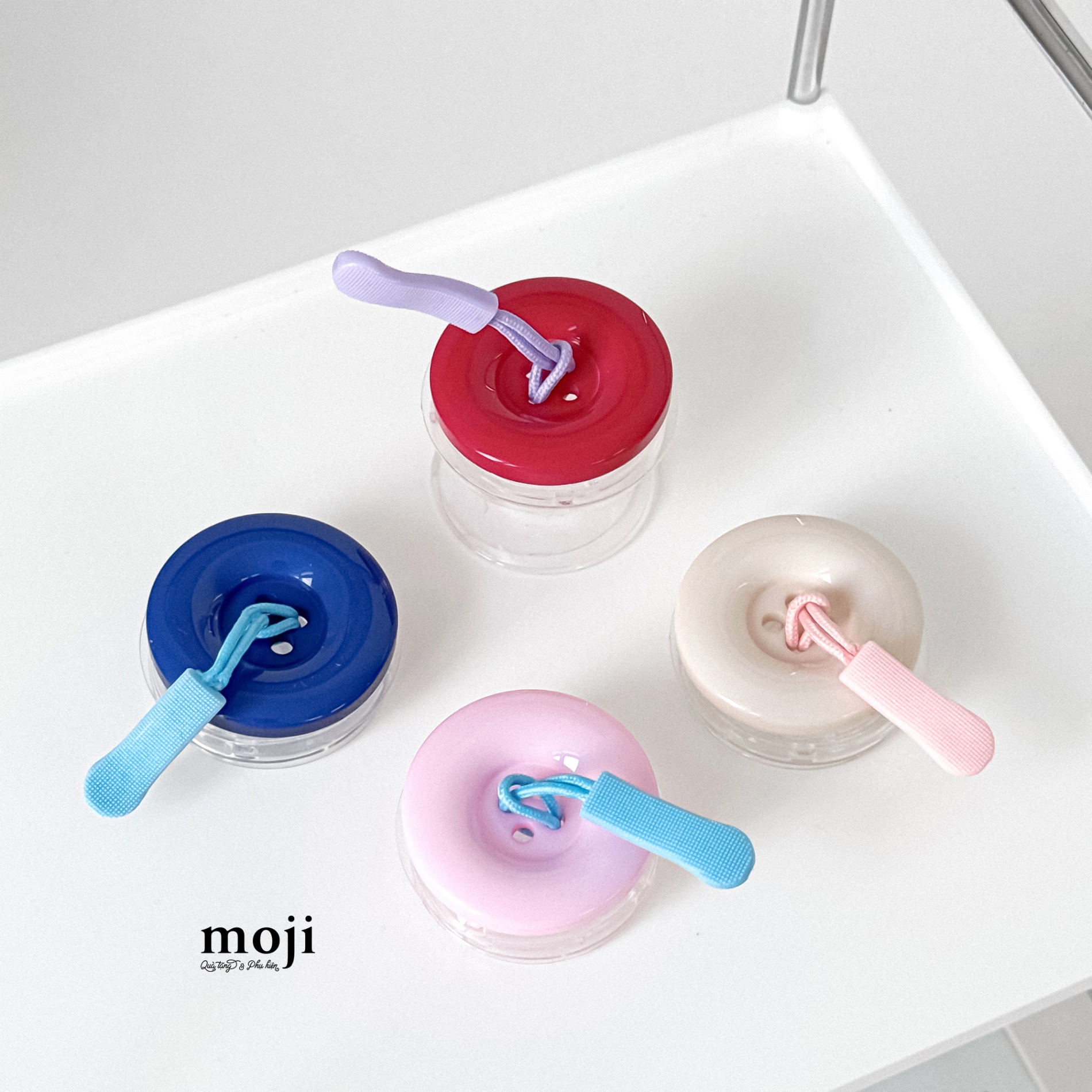 Mojipop tròn Cúc áo phối dây màu