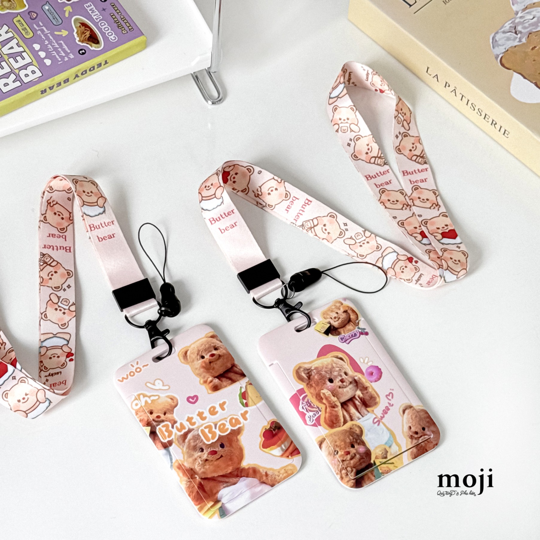 Đeo thẻ dọc Butter bear sweet cake kèm strap 7x11