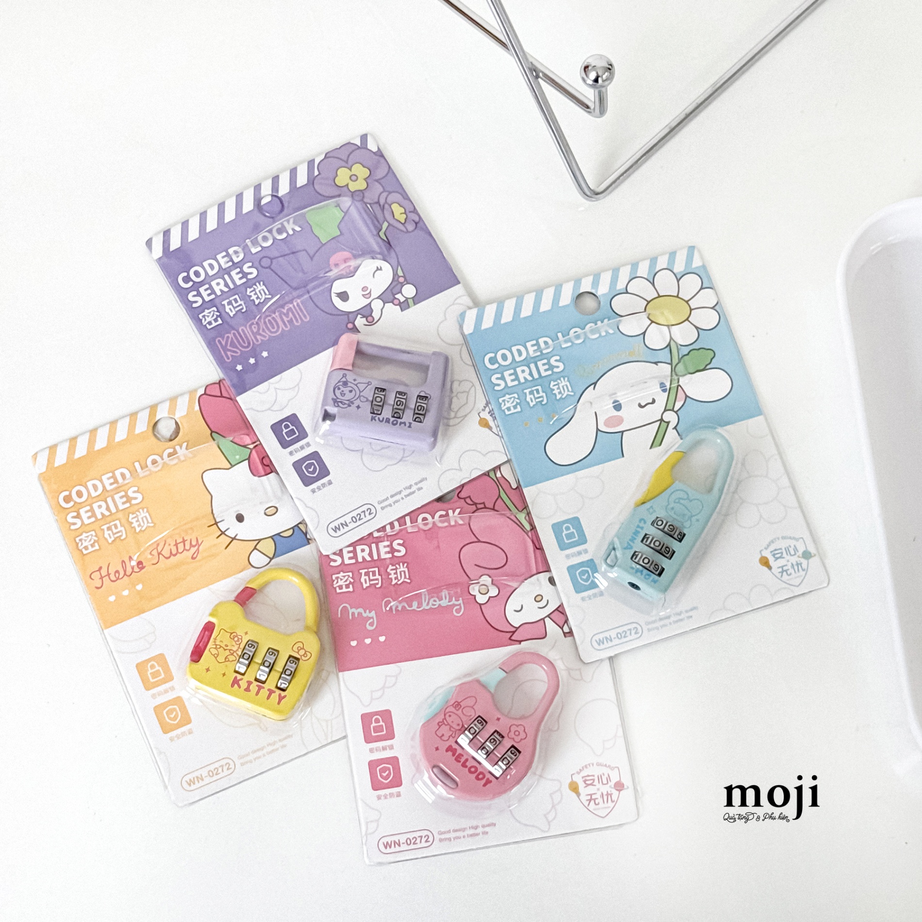 Ổ khóa mini password Sanrio family big flower