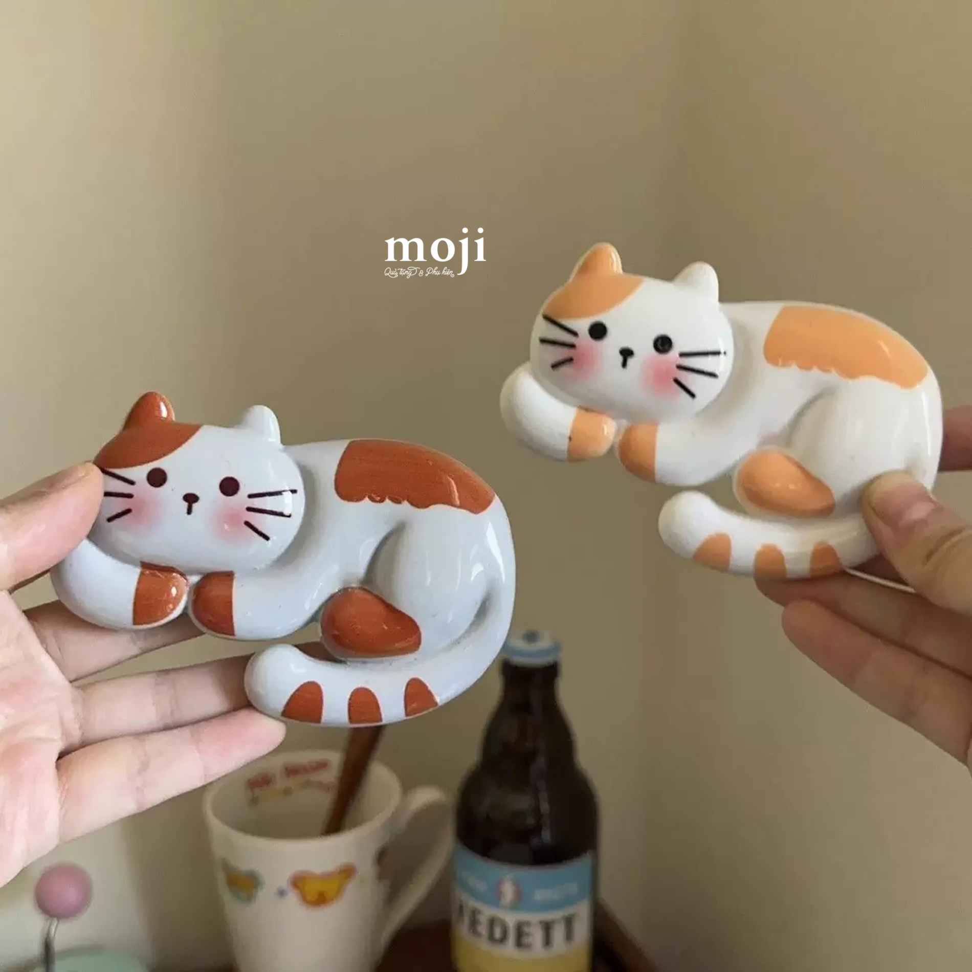 Dán tủ lạnh trang trí Cute cat mèo nằm cuộn tròn