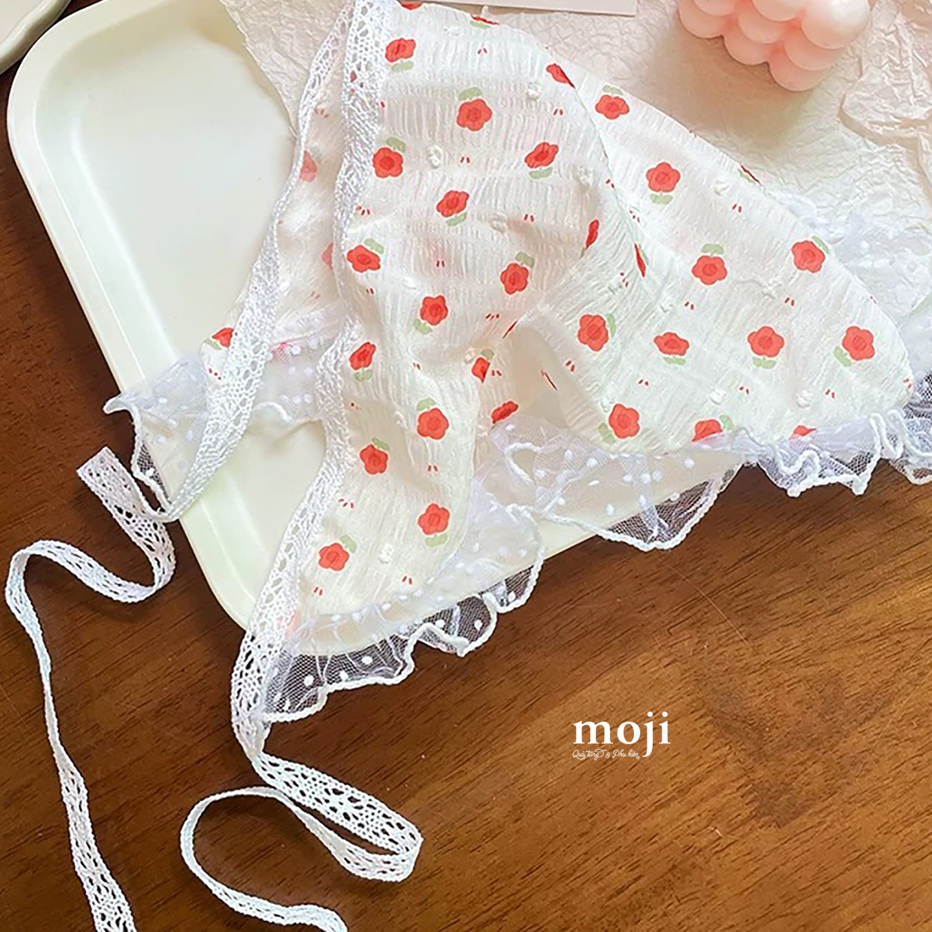 Khăn bandana sợi Basic flower lá xanh có viền voan chấm bi 28x45