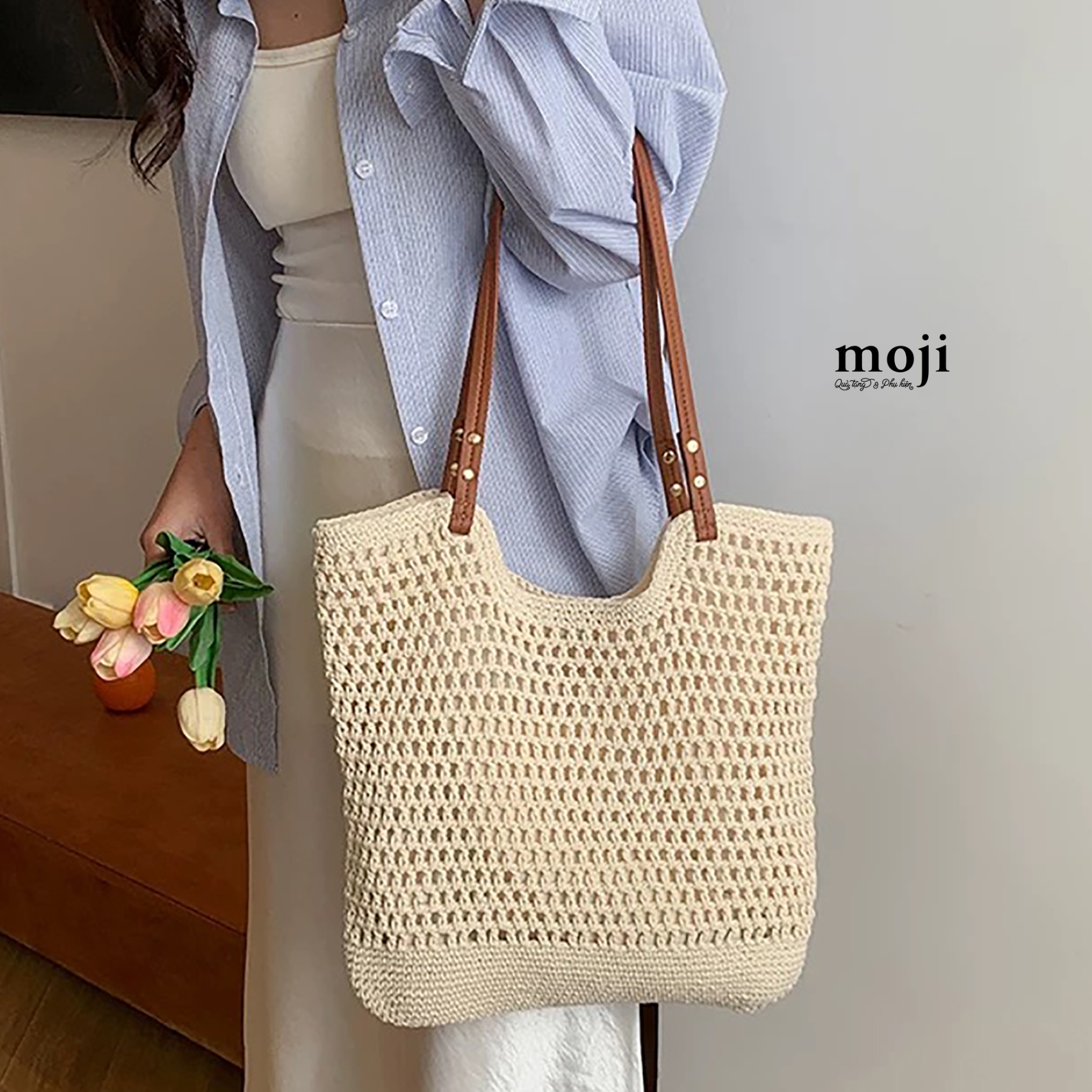 Túi đeo móc len Chữ U dây đeo da 25x33