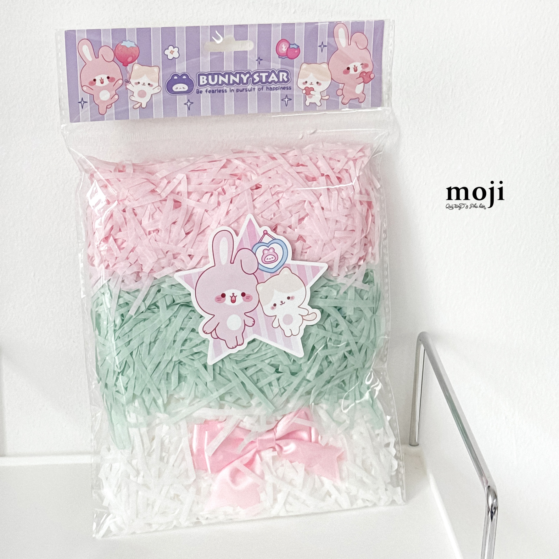 Giấy rơm trang trí hộp quà phối màu Bunny star kèm nơ
