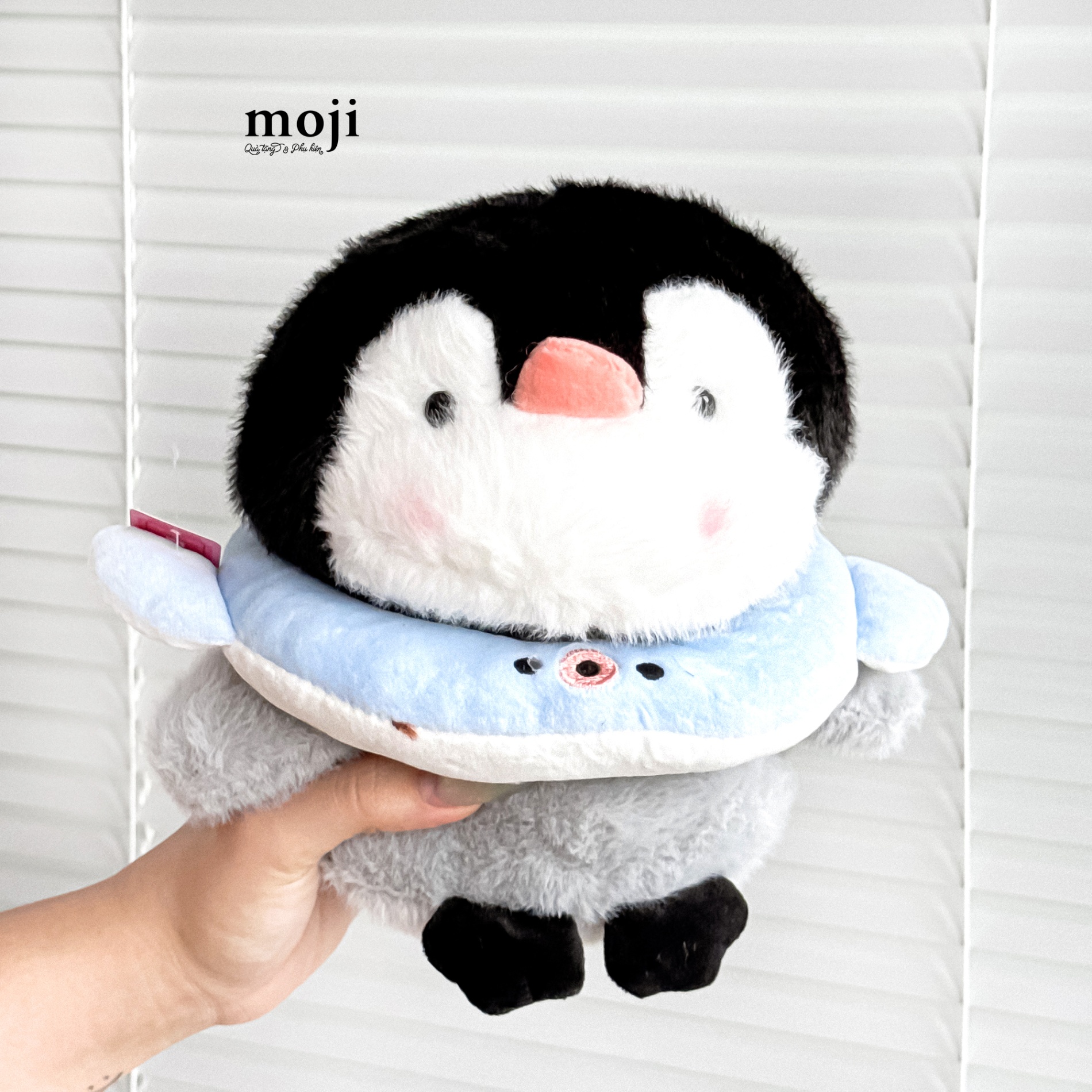 Gấu bông MS Penguin chim cánh cụt đeo vòng cổ phao bơi 20cm