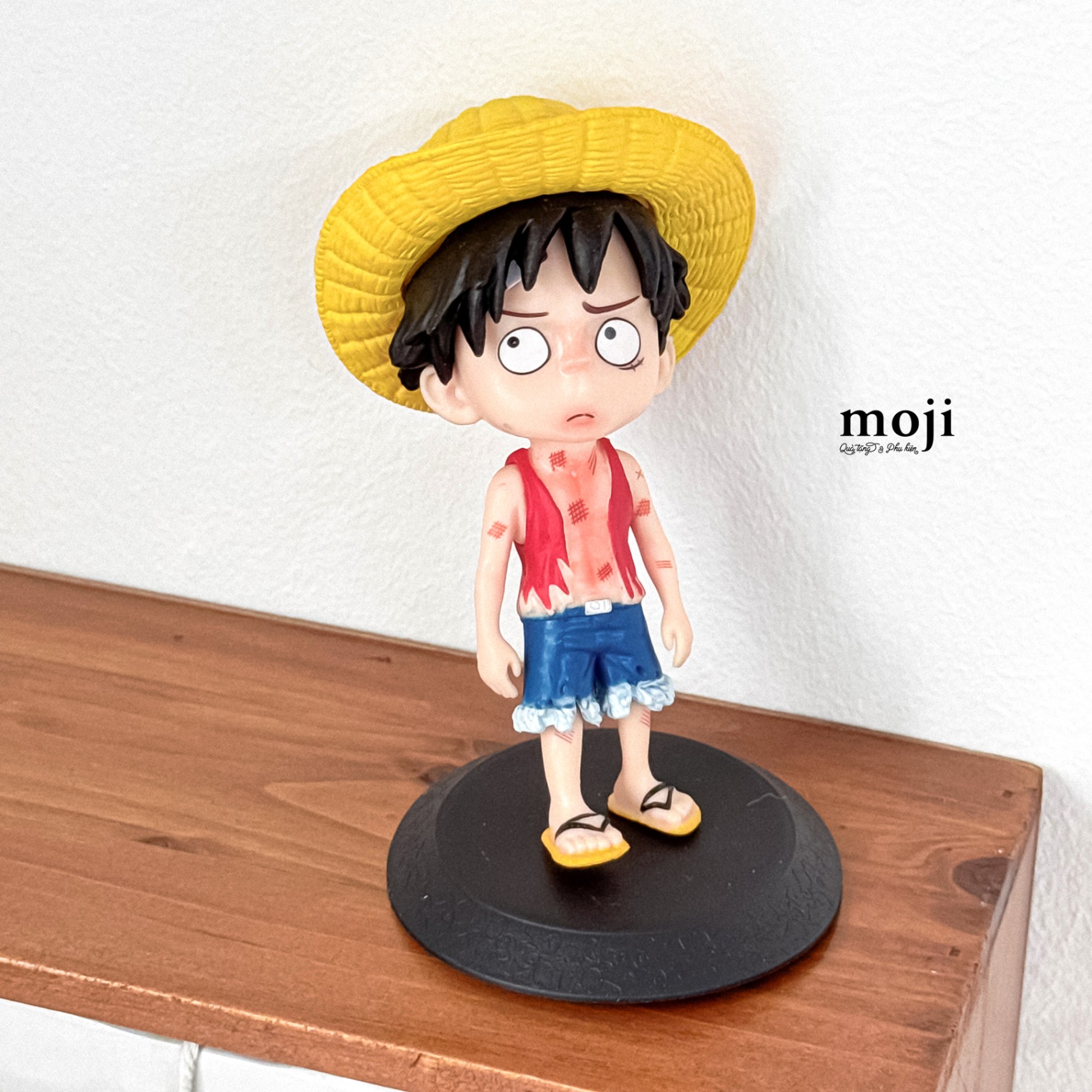 Tượng trưng bày trang trí One Piece Luffy đứng 8x14