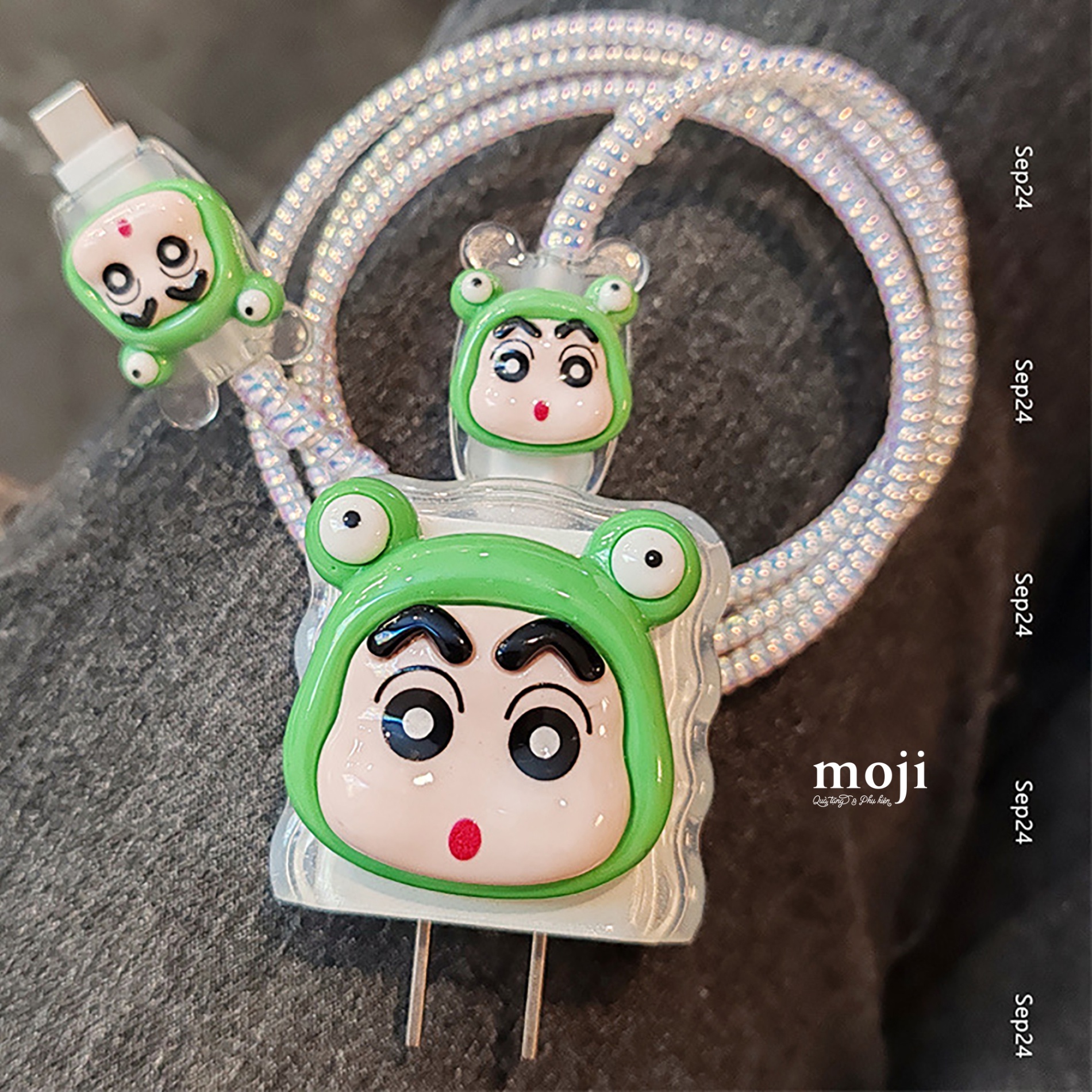 Bảo vệ củ sạc cáp sạc nhanh iPhone Shinchan cosplay frog face