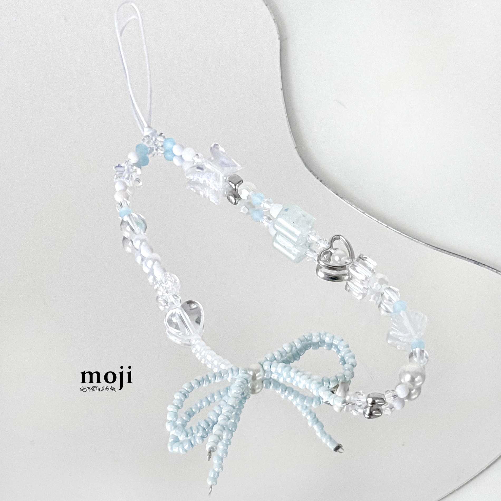 Dây đeo điện thoại Butterfly heart vỏ sò hạt kết bow nơ
