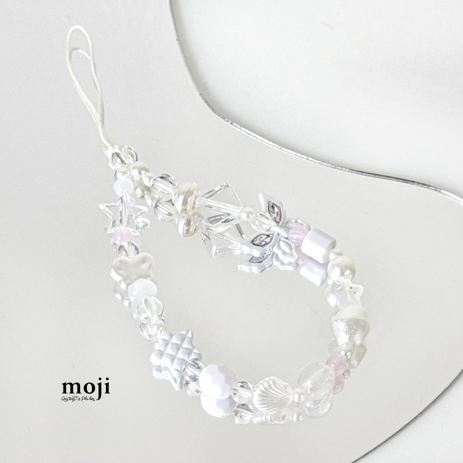 Dây đeo điện thoại Butterfly ngôi sao vỏ sò nhiều hình khối