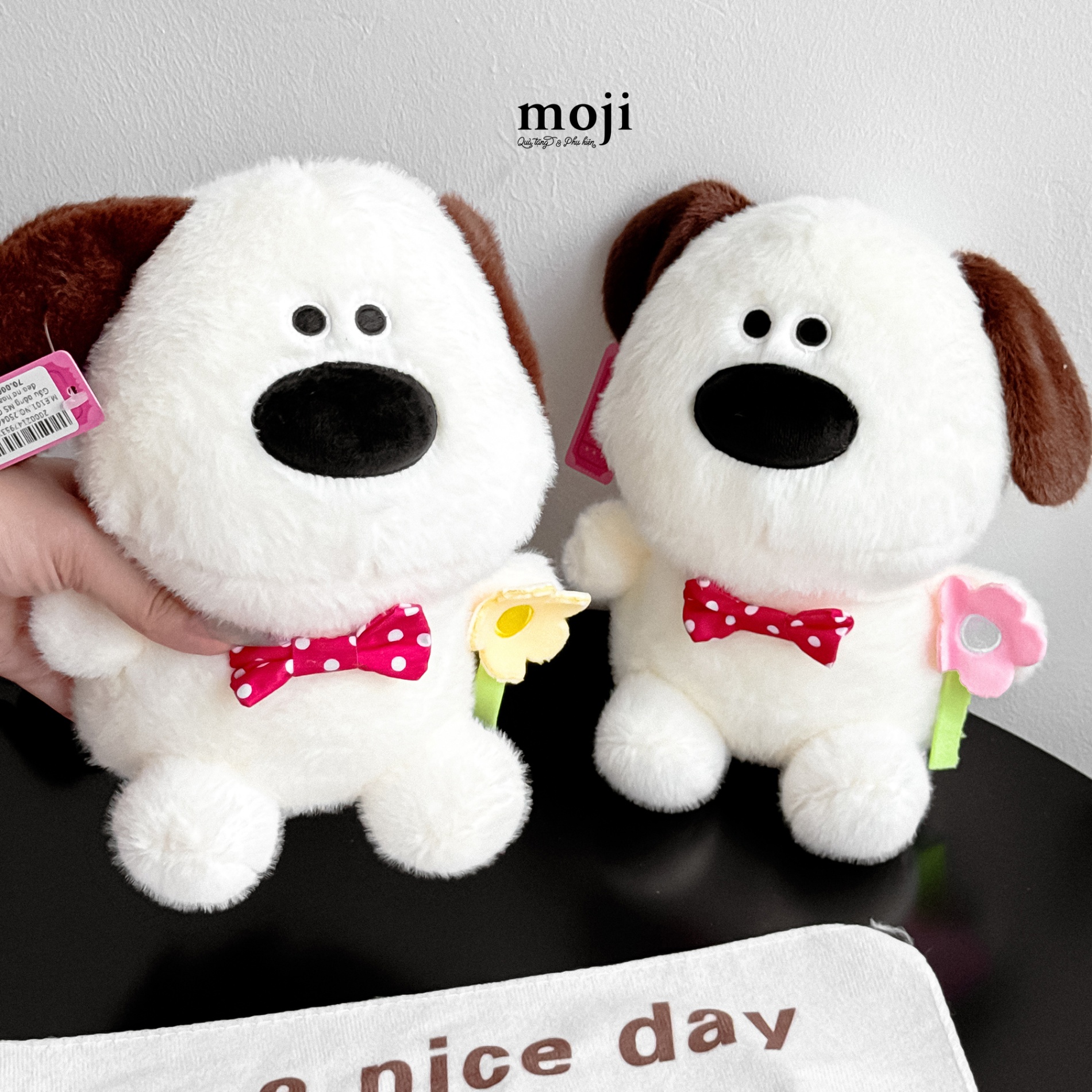 Gấu bông MS Cute dog đeo nơ hoa nhỏ có tai phối màu 23cm