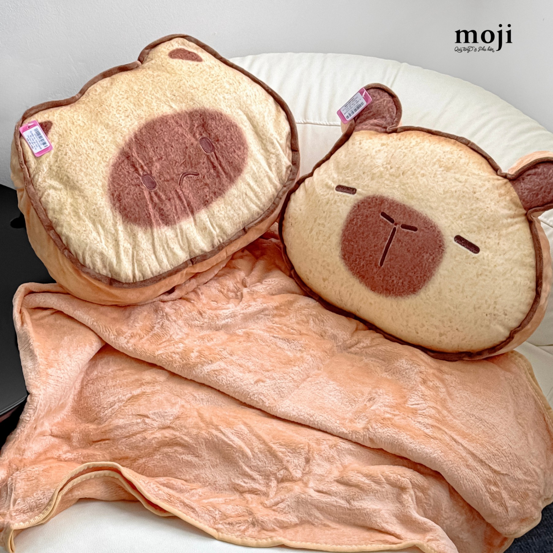 Bộ chăn gối 2in1 Capybara face bánh mì có tai 40x100x170