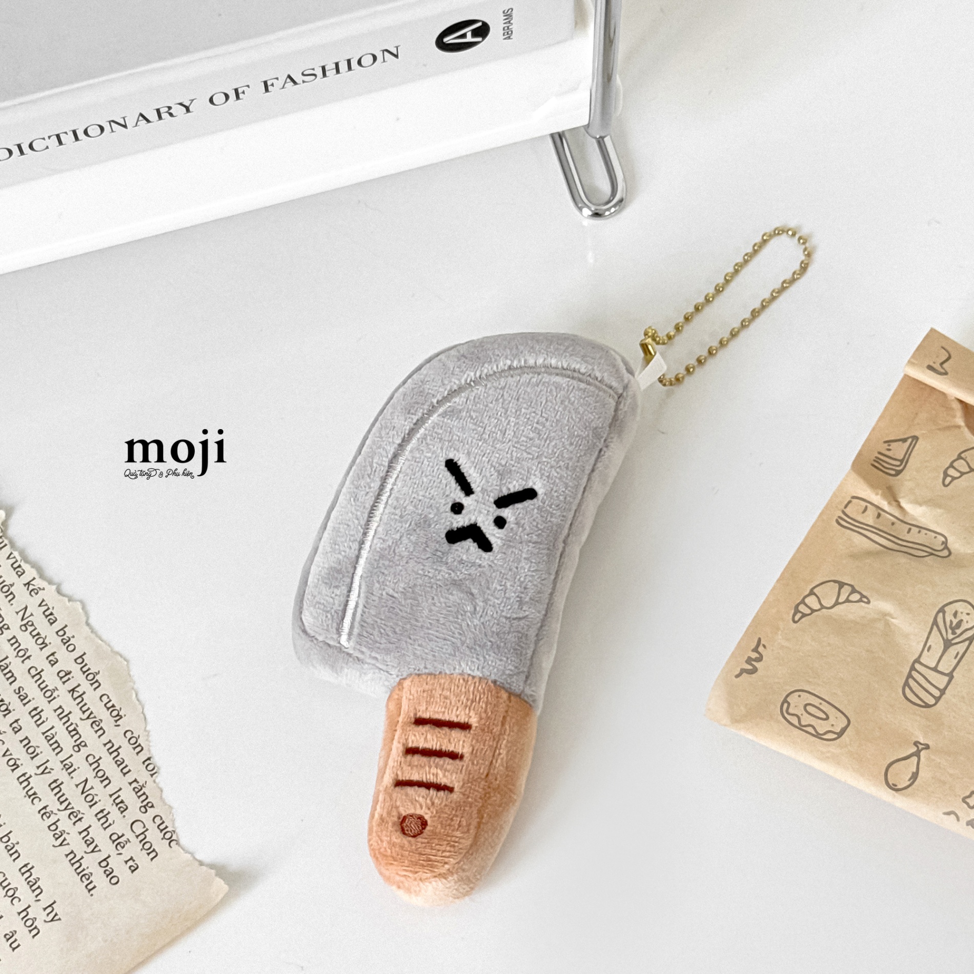Móc khóa nhồi bông Knife chiếc dao biểu cảm