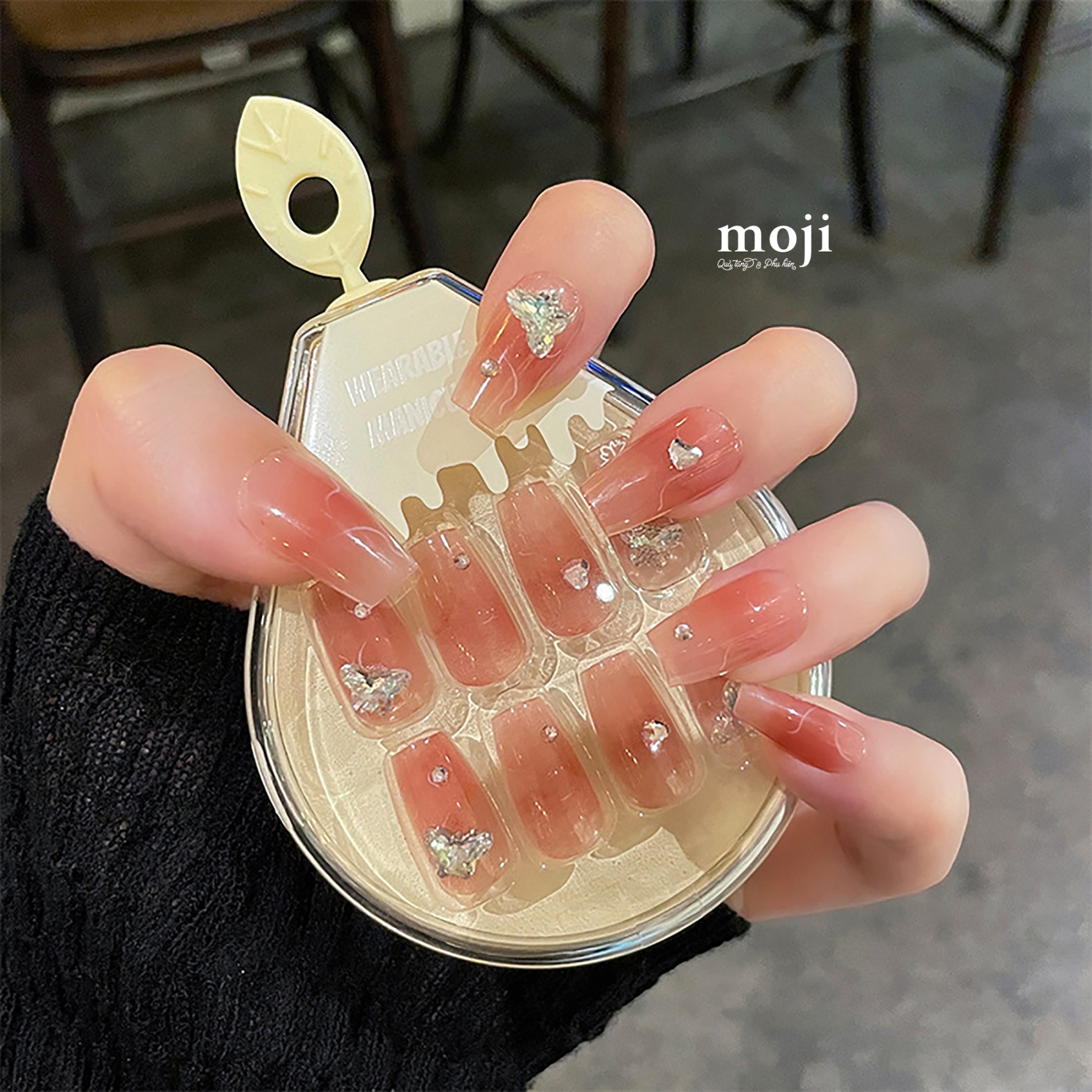 Móng tay giả đính chi tiết nổi Butterfly heart đá nhỏ kèm keo 12052025 set30