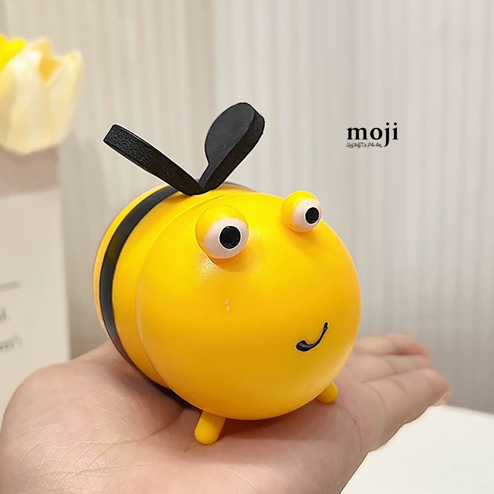 ThumbnailUri