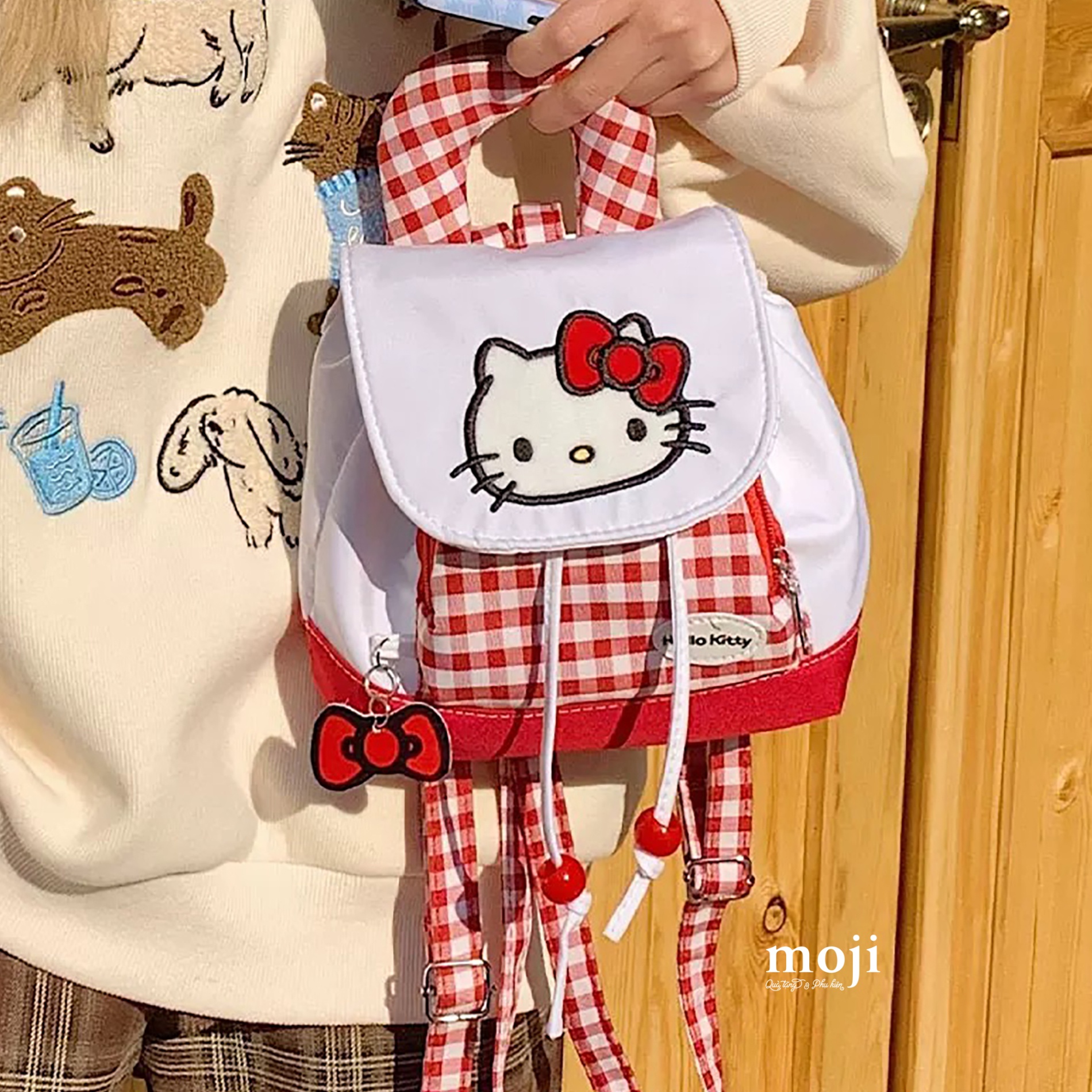 Balo vải Sanrio family Hello Kitty face phối kẻ ô 19x25