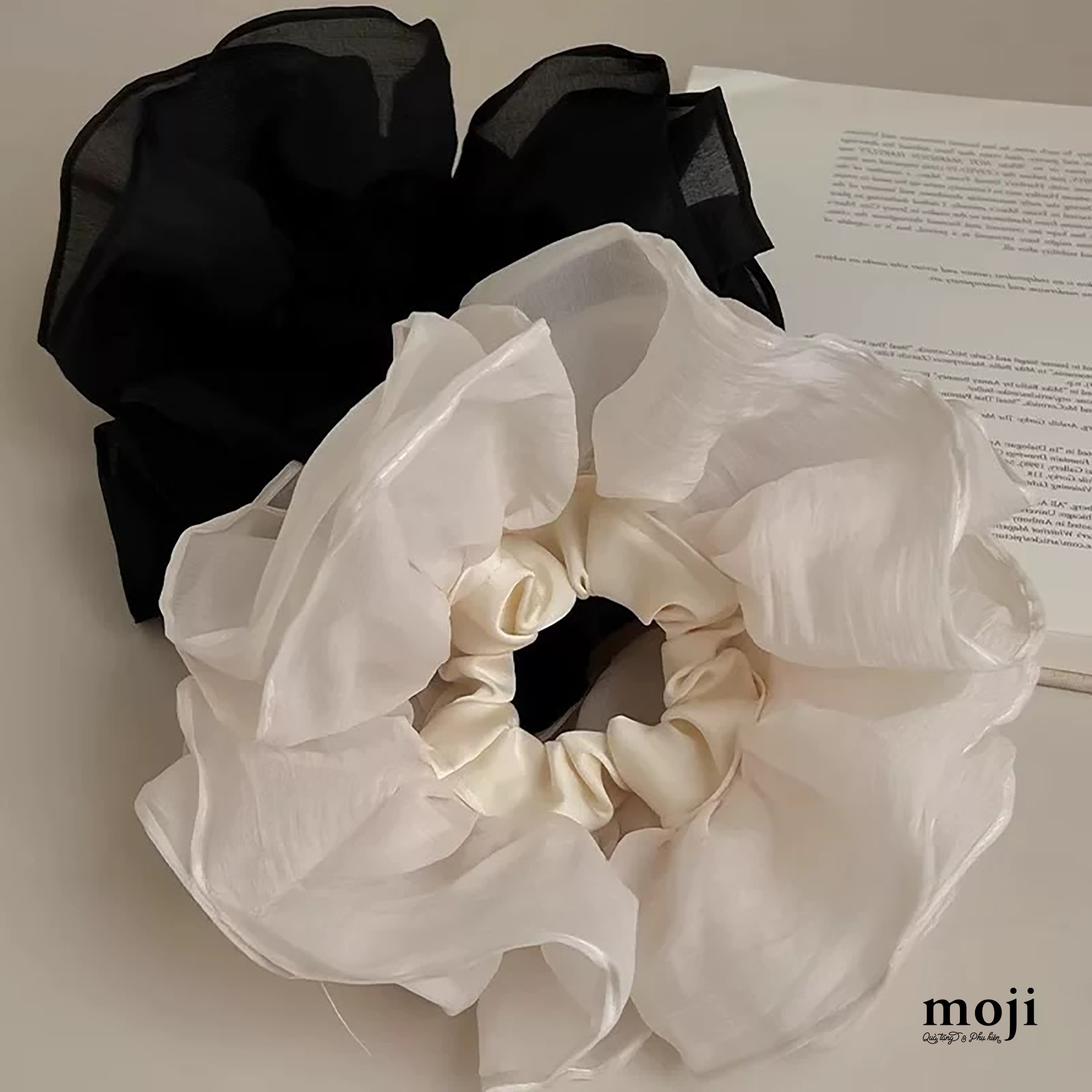 Buộc tóc scrunchies Basic 1 màu vải satin phối voan nhiều tầng