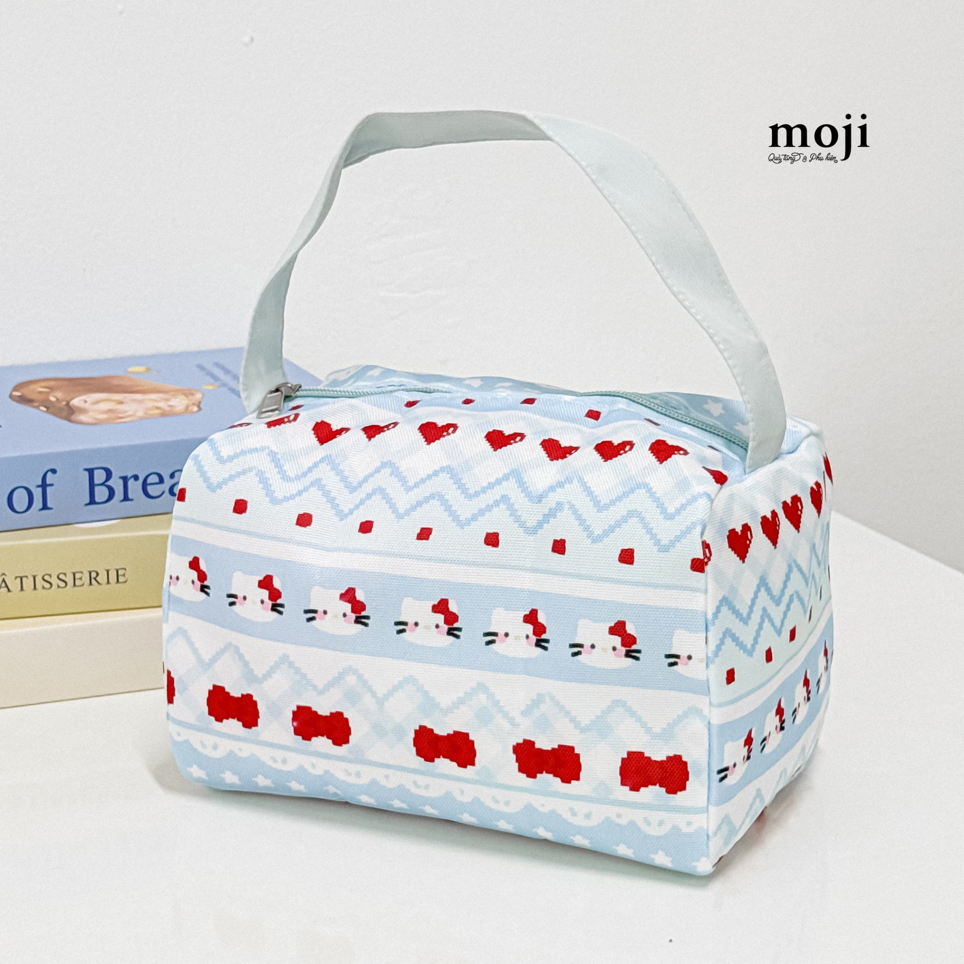 Túi đựng mỹ phẩm Sanrio family Hello Kitty snowman face bow heart star 13x20