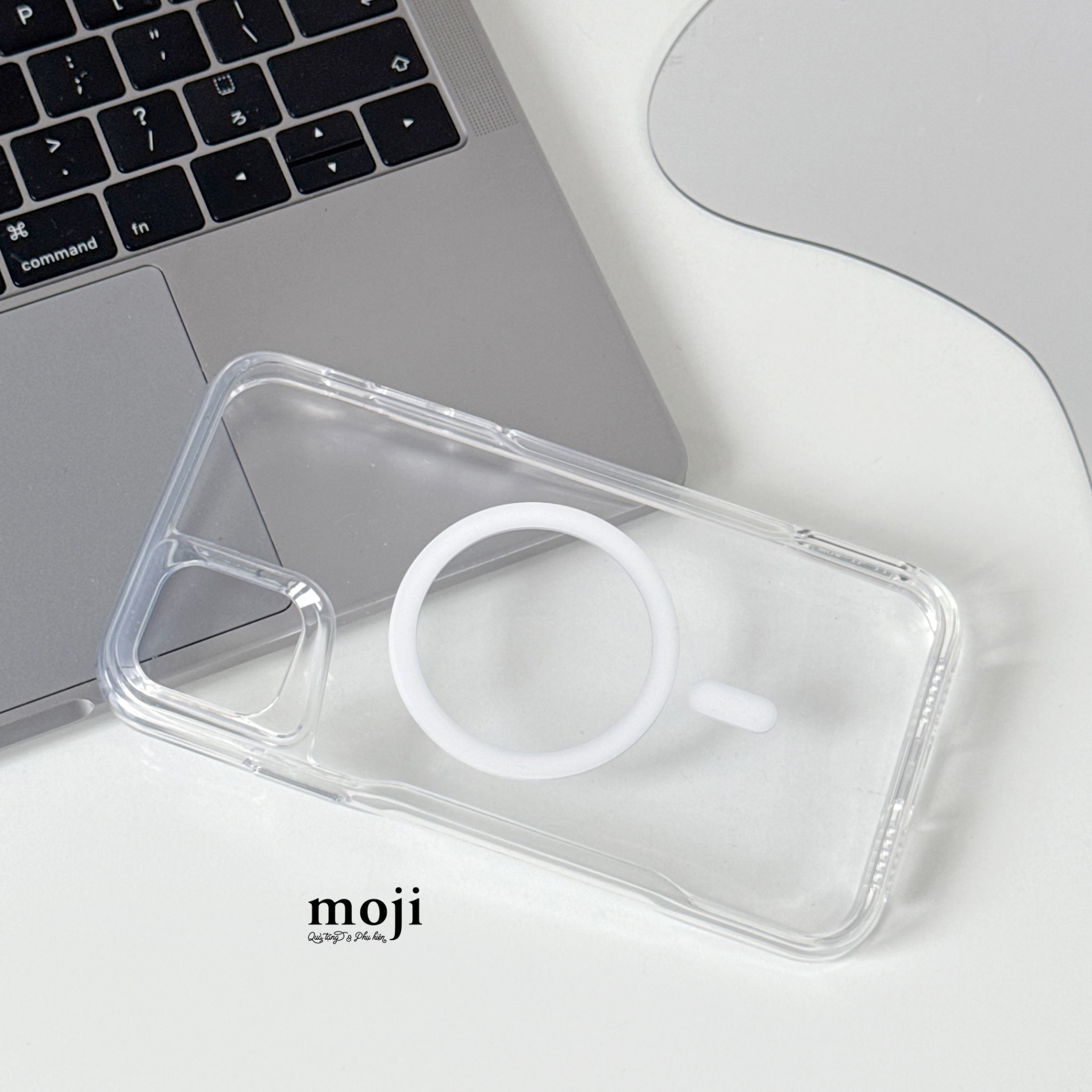 Ốp điện thoại magsafe trong suốt basic nền trơn