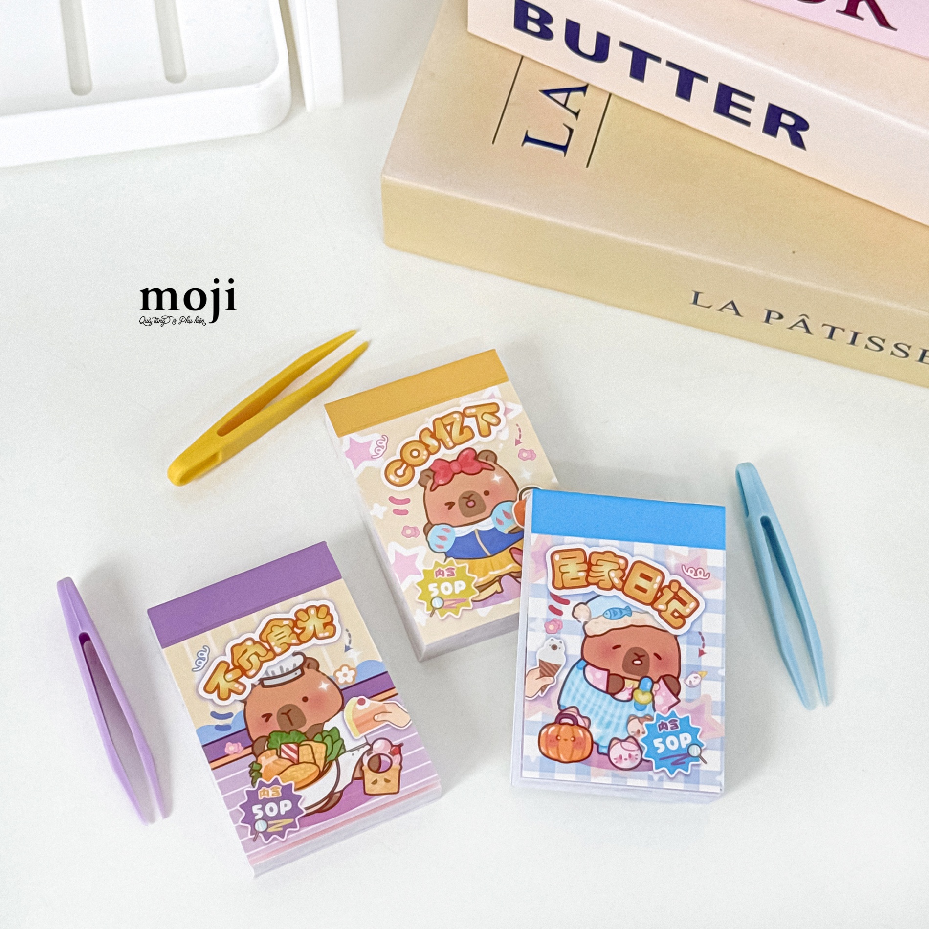Sticker quyển Capybara change clothes set50