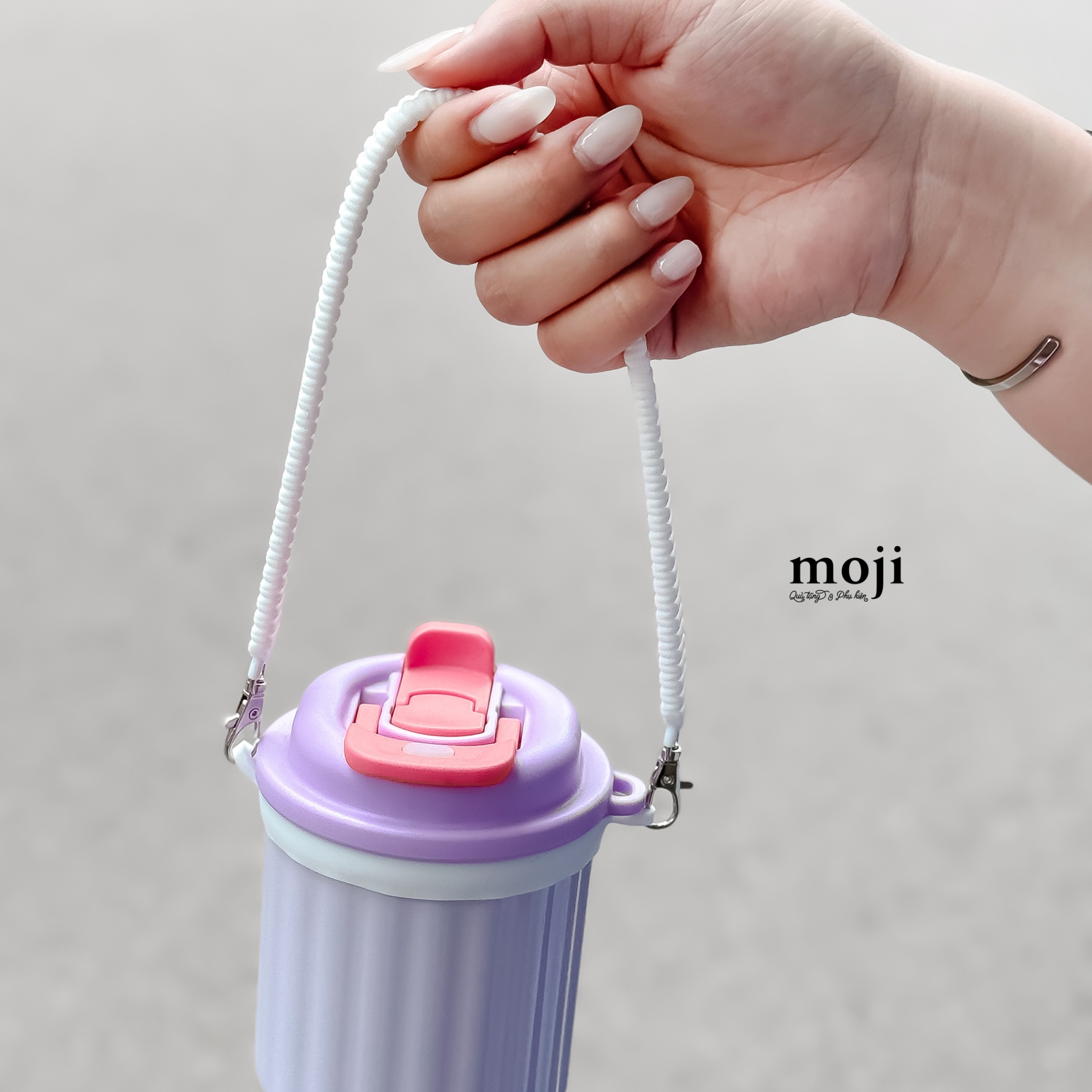 Quai xách ly cốc silicone Basic sọc ngang
