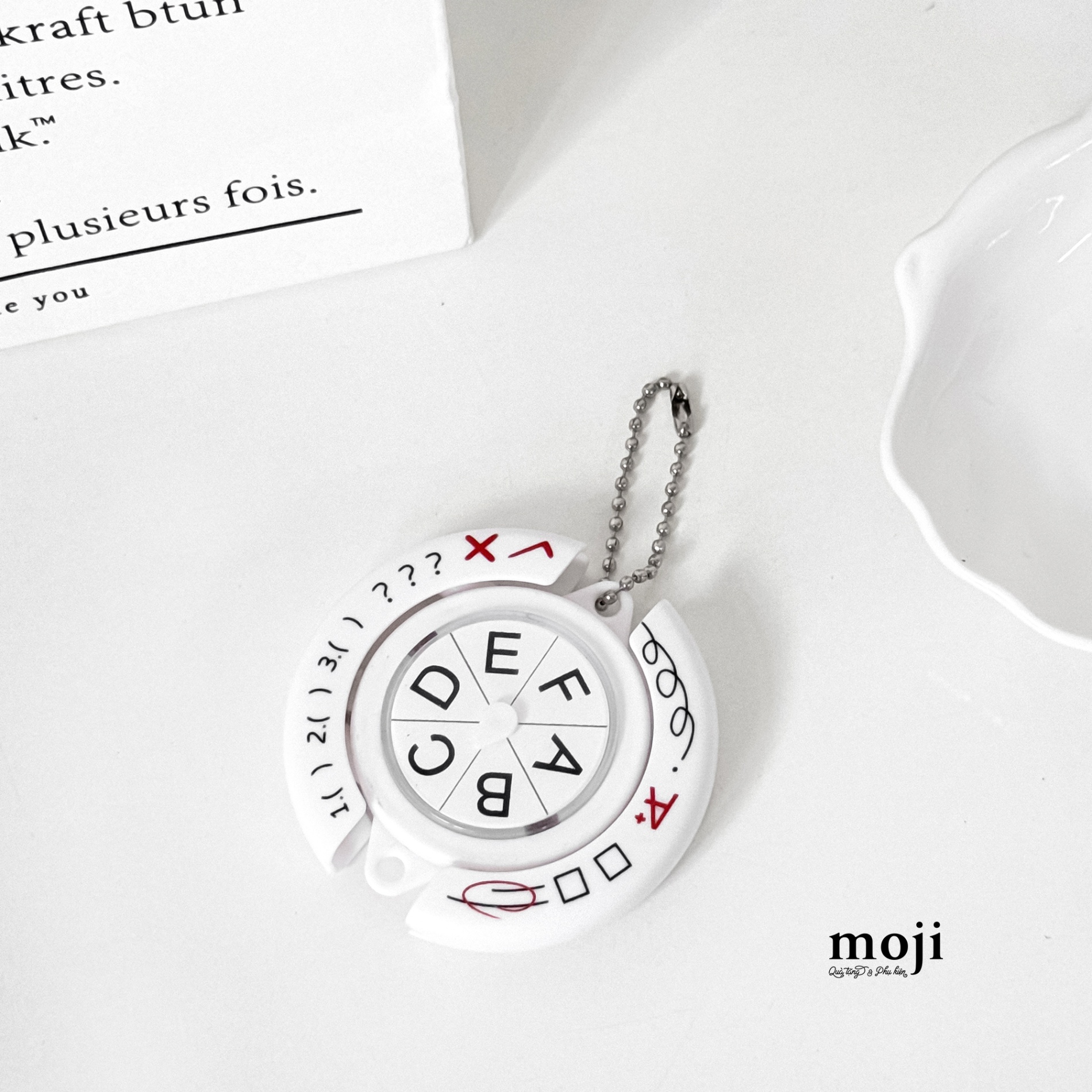 Móc khóa đồ chơi Bánh xe may mắn lựa chọn ABCDEF