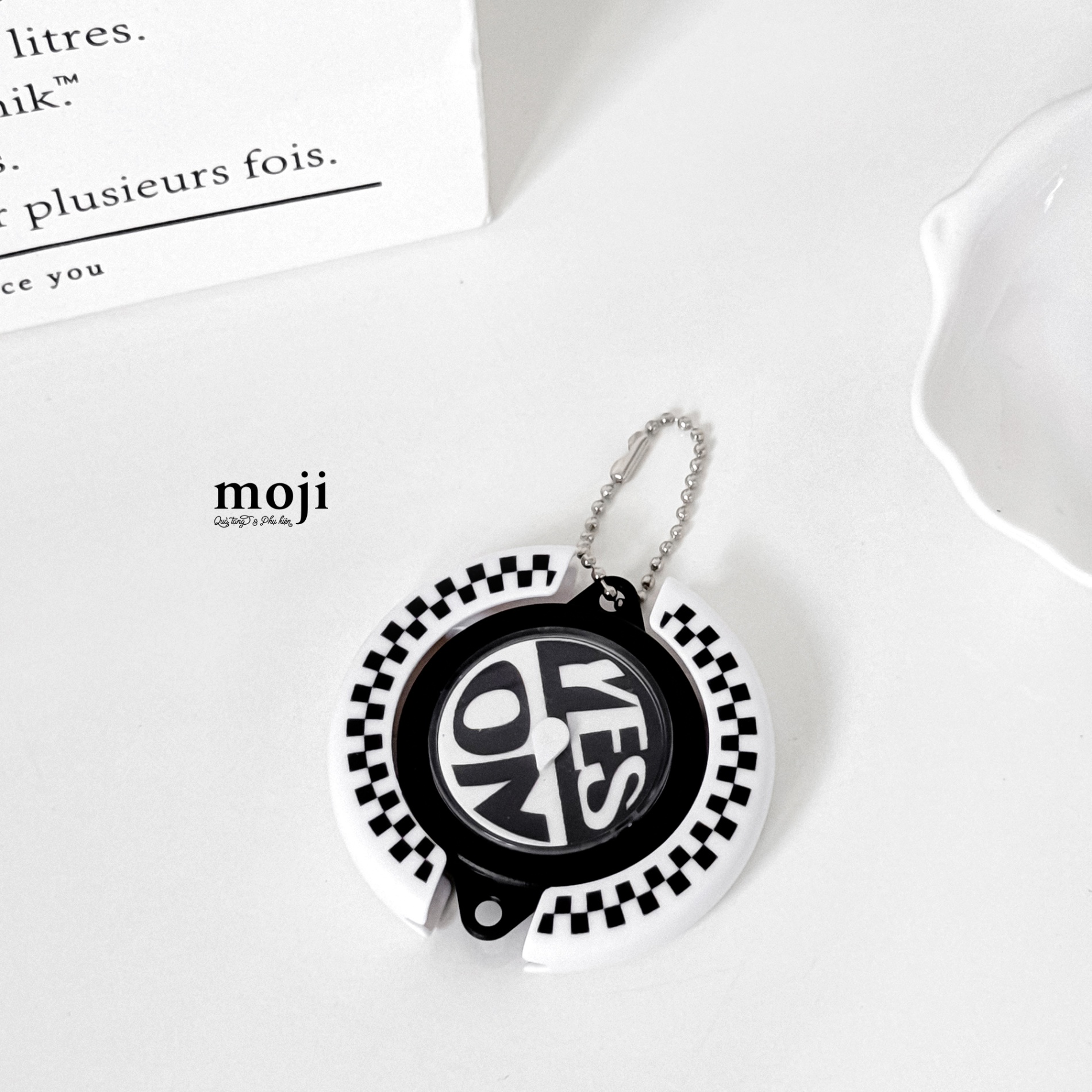 Móc khóa đồ chơi Bánh xe may mắn lựa chọn YES or NO