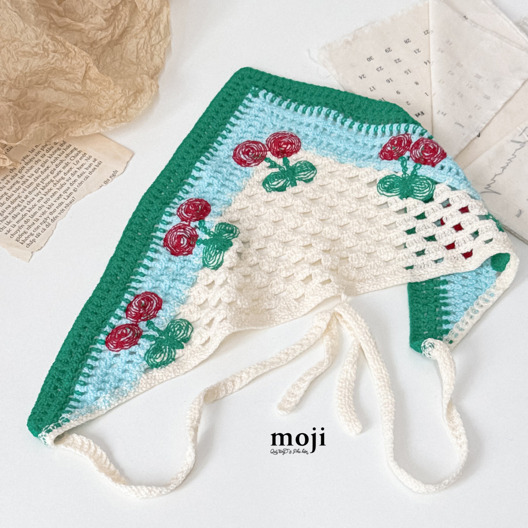 Khăn bandana móc len Fruit cherry nền phối màu 24x46