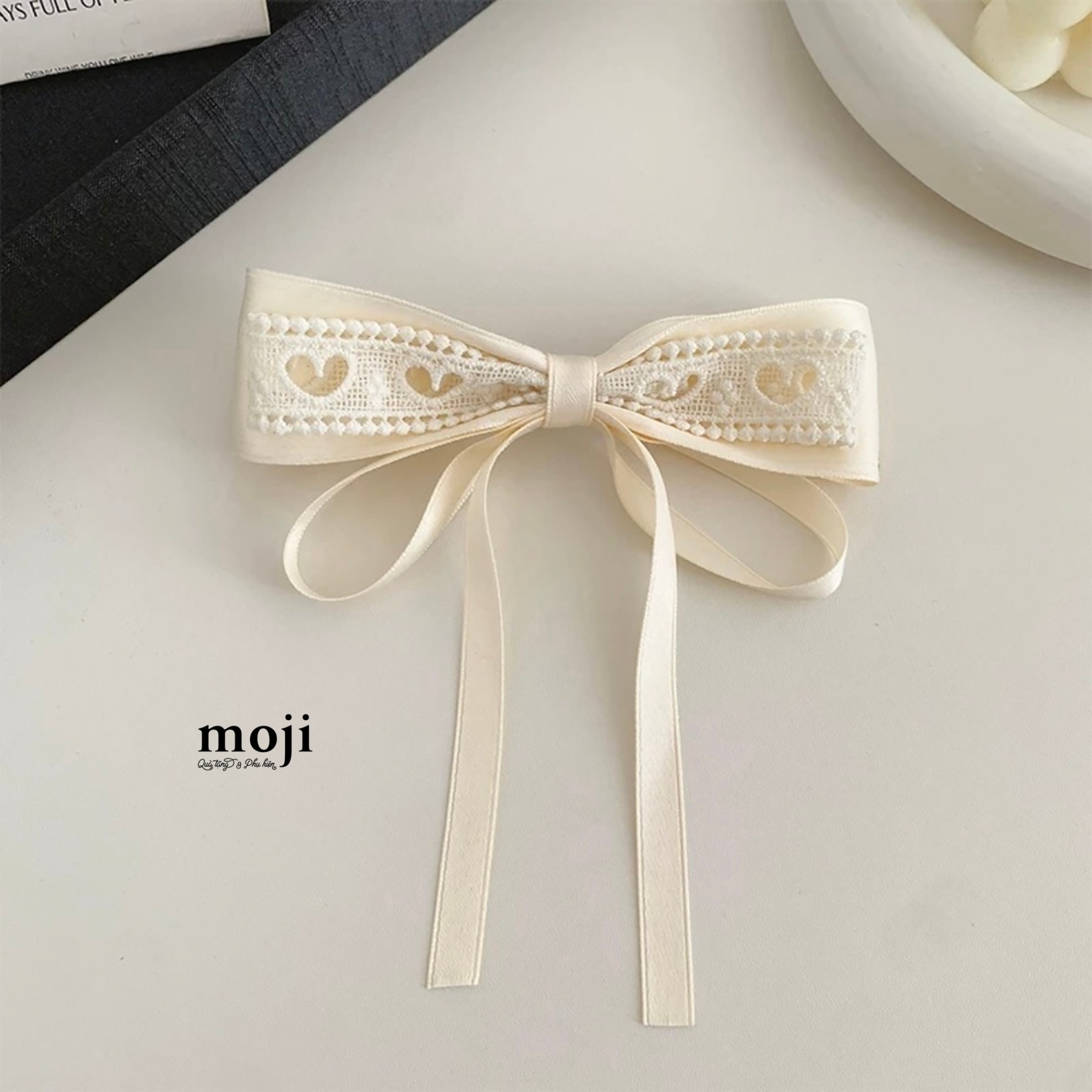 Kẹp tóc MJ Bow nơ ren họa tiết trái tim nhiều dây
