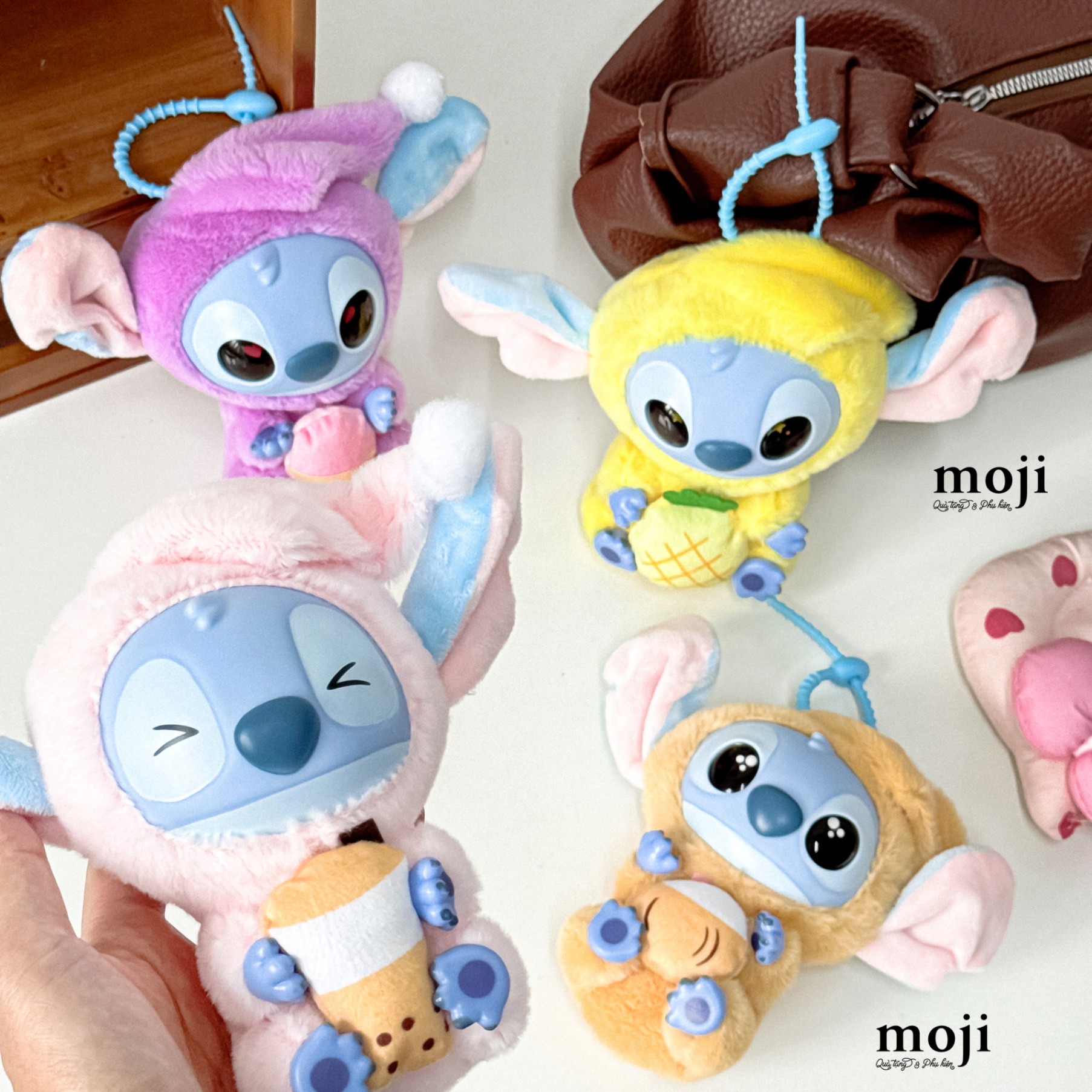 Móc khóa nhồi bông unoff Stitch jumpsuit sweet food có mũ