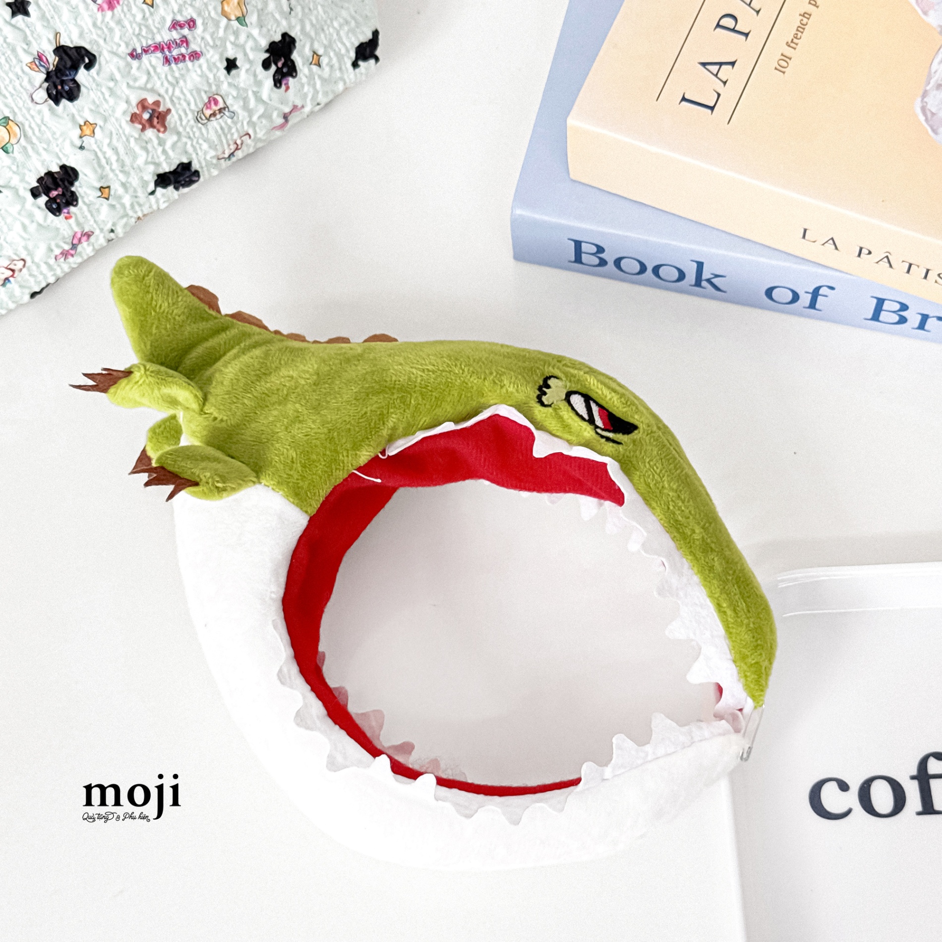 Băng đô bờm Shark cá mập miệng lớn