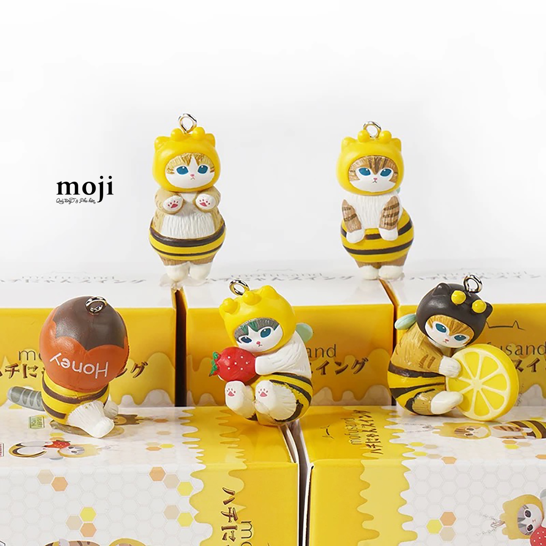 Blindbox móc khóa Mofusand cat cosplay bee chú ong