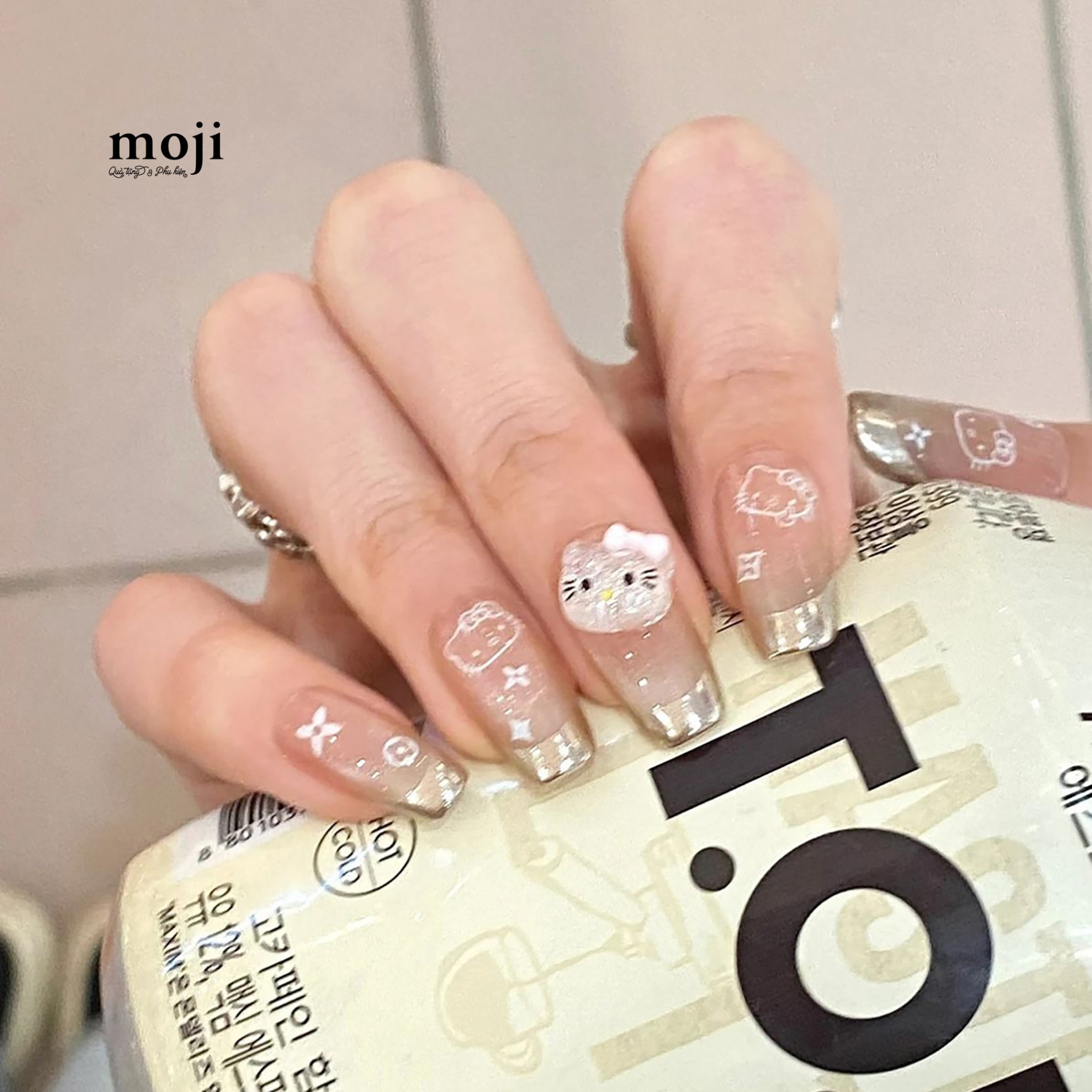 Móng tay giả đính chi tiết nổi Sanrio family Hello Kitty face French manicure kèm keo E25 set10