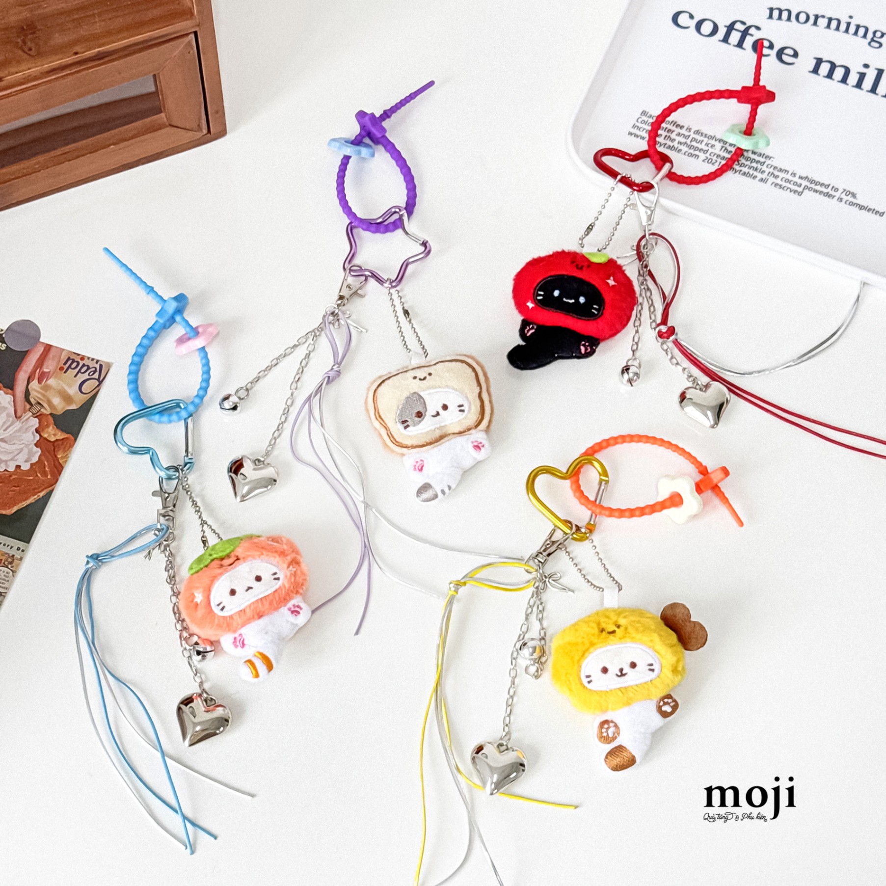 Móc khóa nhồi bông Cute cat cosplay fruit food đuôi dài hoa nhỏ trái tim