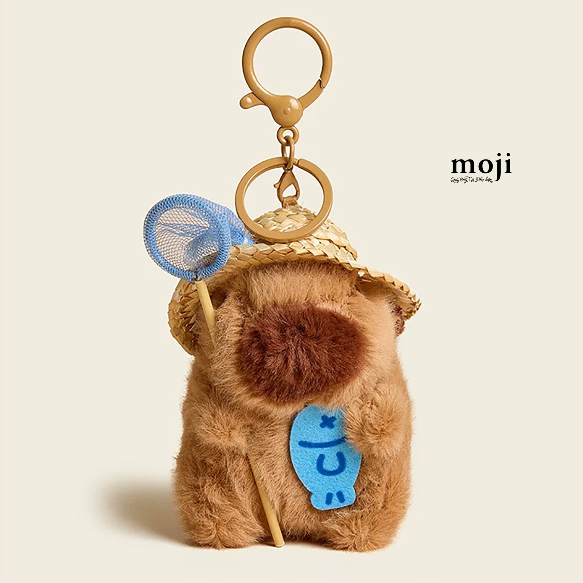 Móc khóa nhồi bông Capybara đội mũ rơm bắt cá