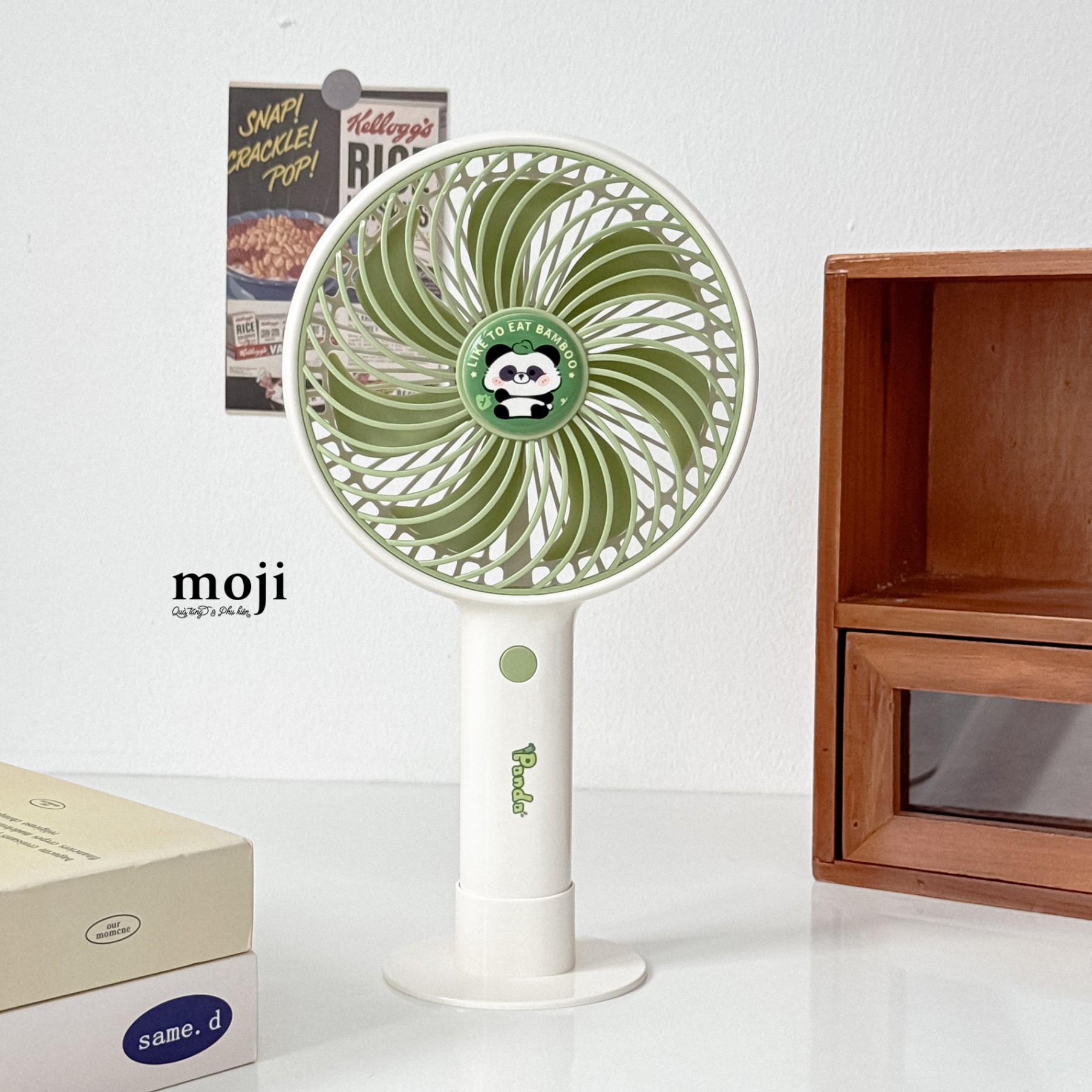 Quạt USB cầm tay sạc tích điện Gấu trúc Panda bear like to eat bamboo big size