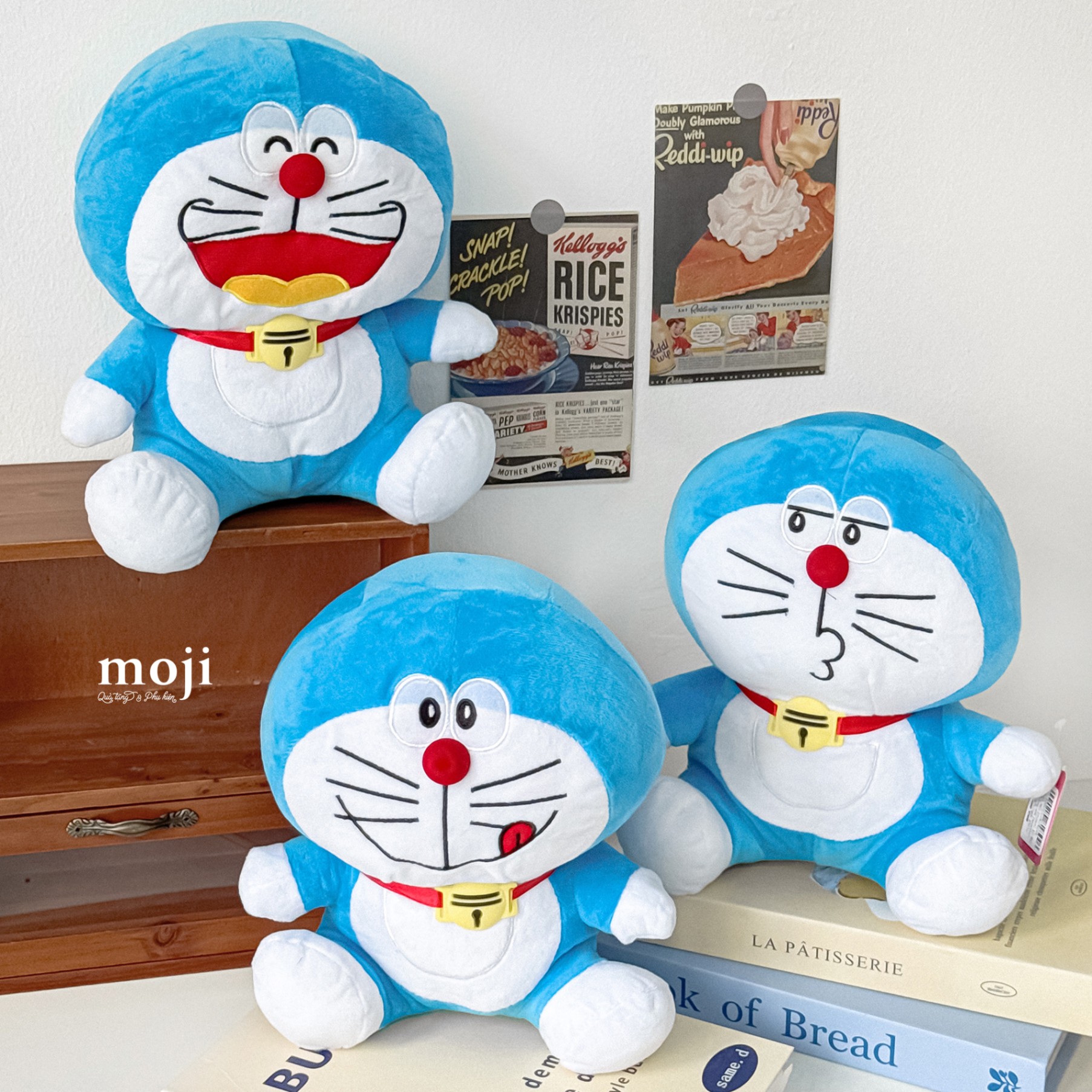 Gấu bông MS Doremon biểu cảm ngồi 25cm