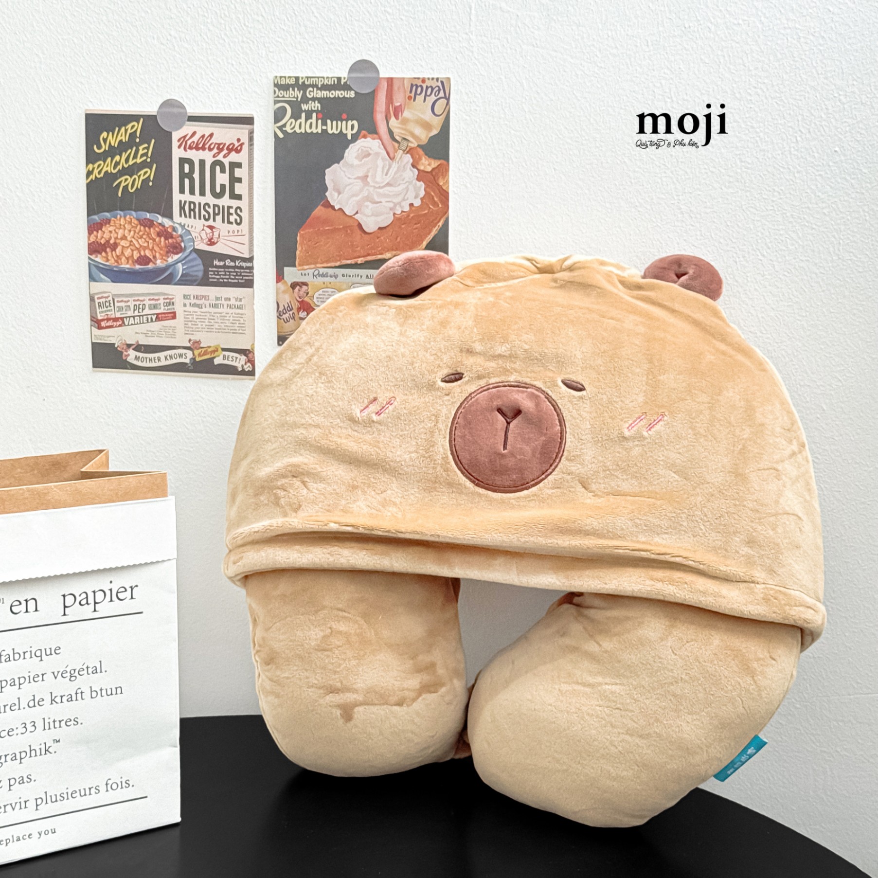 Gấu bông chữ U có mũ Capybara face má hồng có tai