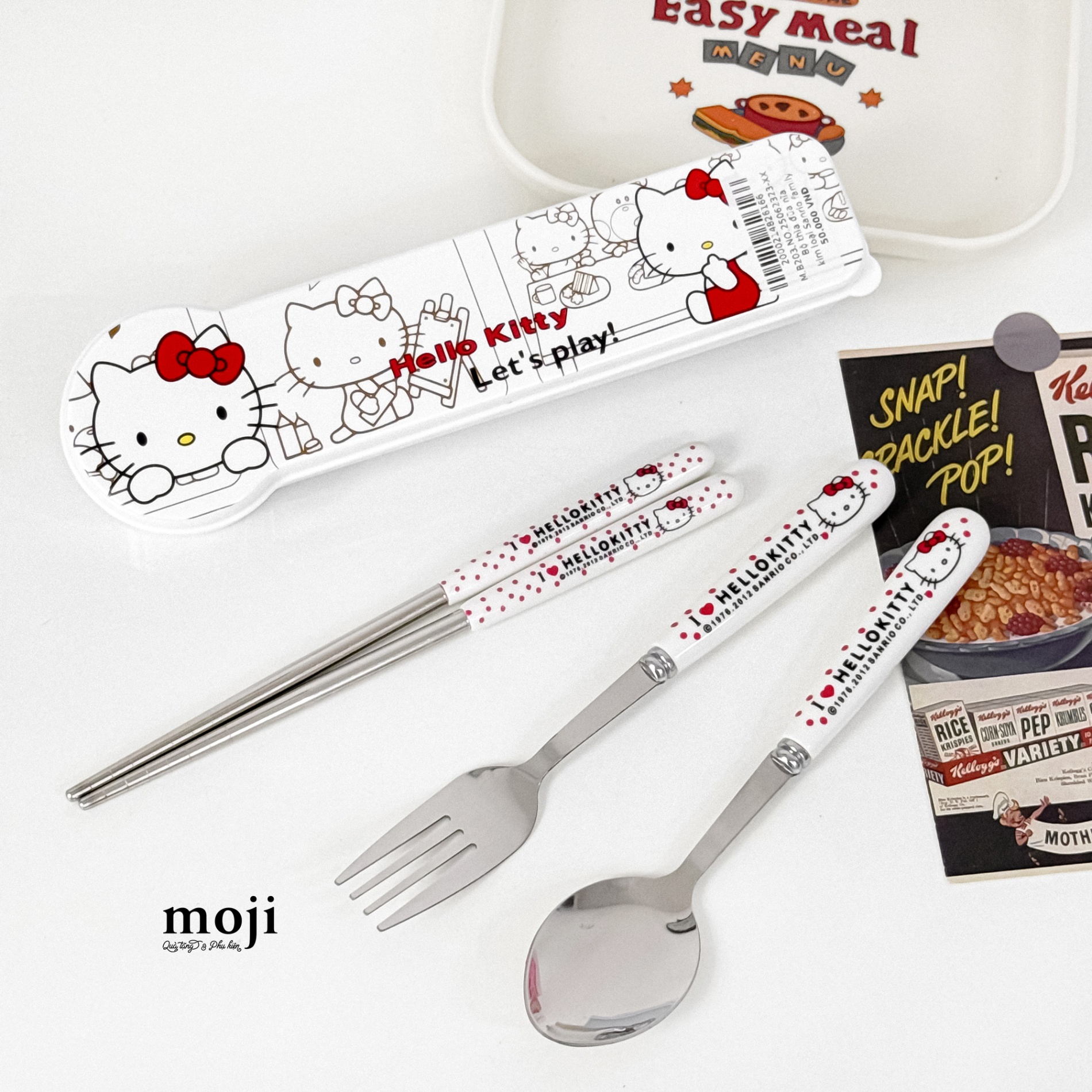 Bộ thìa đũa nĩa kim loại Sanrio family Hello Kitty chấm bi