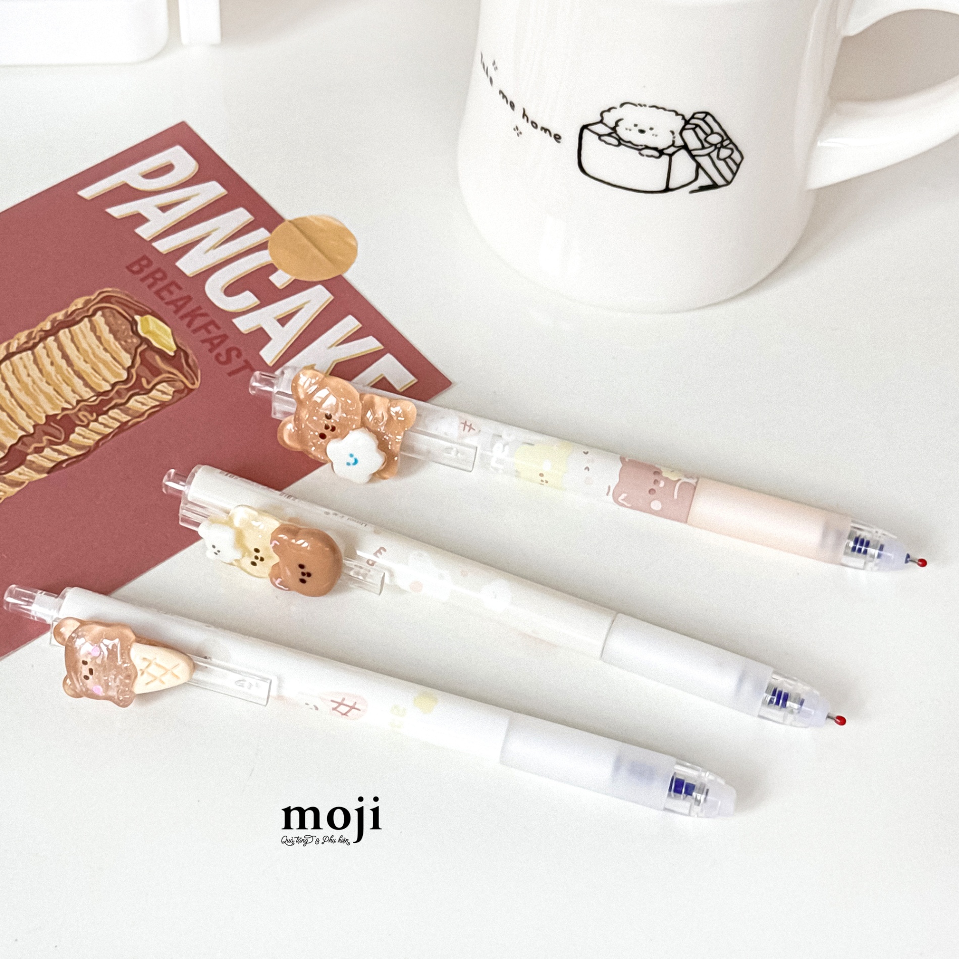 Bút gel bấm mực xanh xóa được Baby bear ice cream
