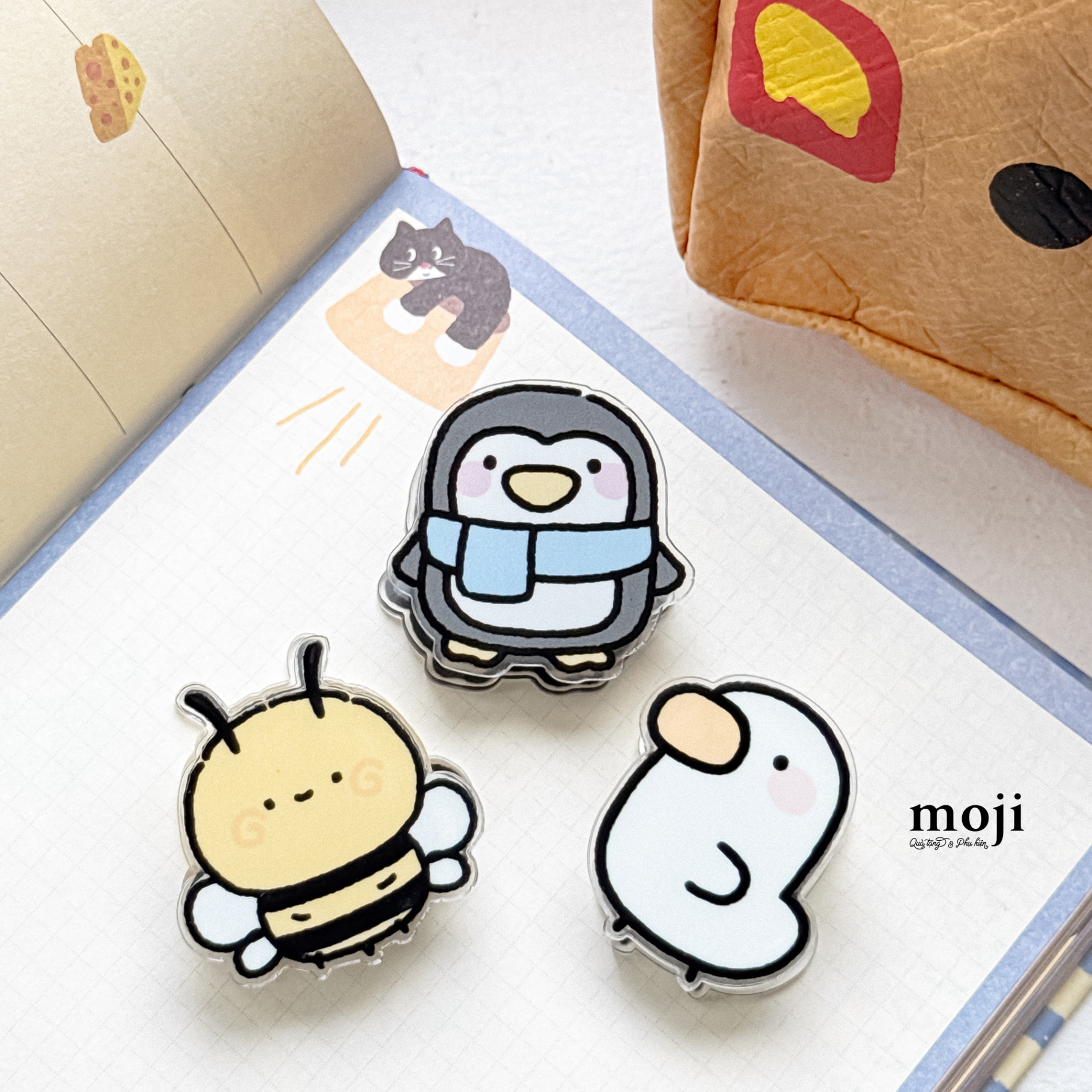 Kẹp tài liệu mini acrylic Cute bee duck penguin má hồng