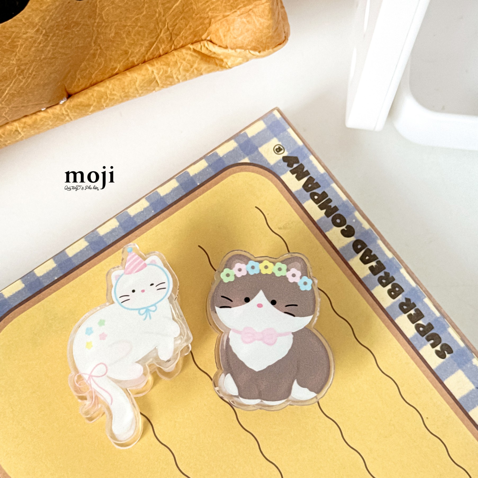Kẹp tài liệu mini acrylic Cute cat đội mũ party thắt nơ hoa nhỏ