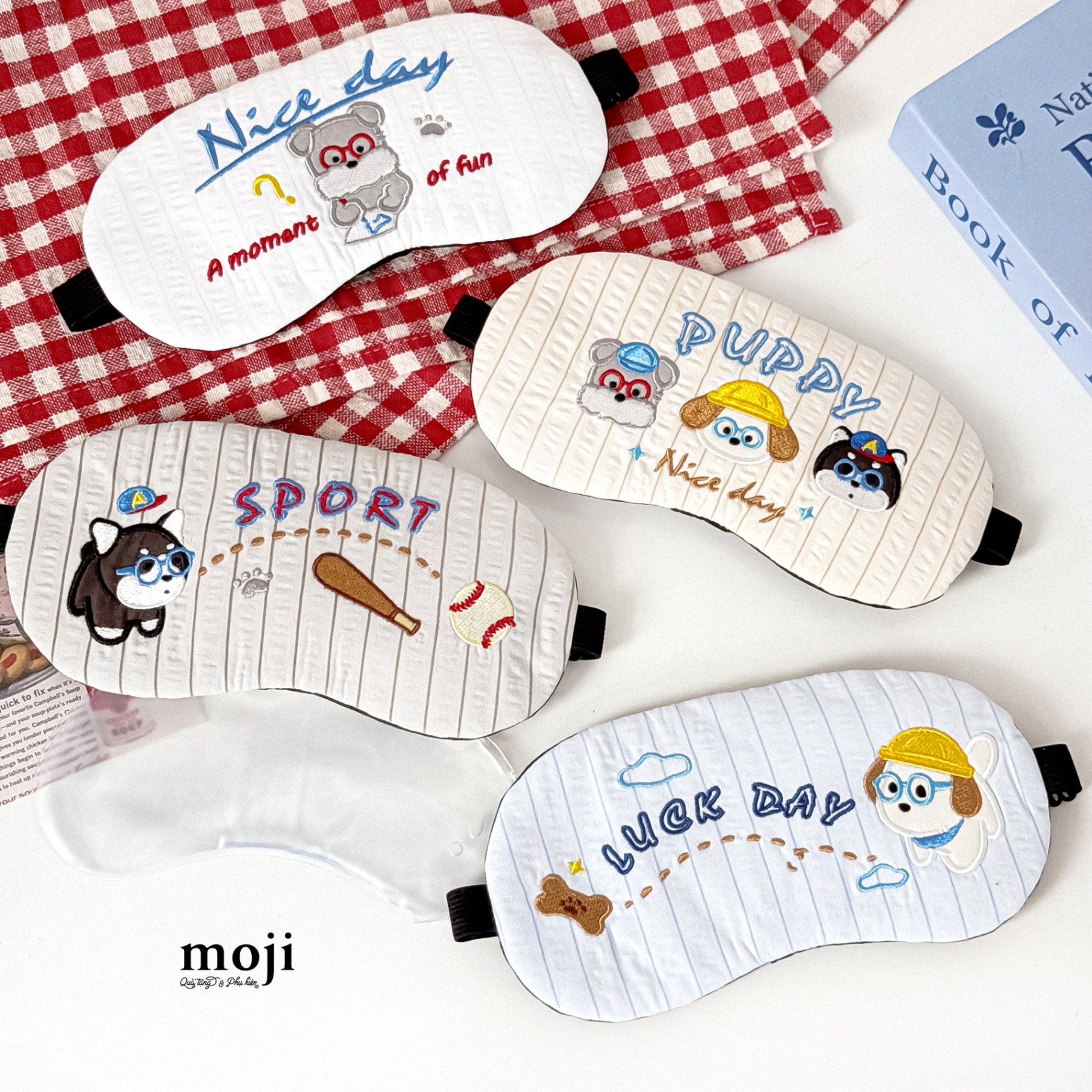 Kính ngủ có gel MJ Cute dog nice day nền kẻ sọc